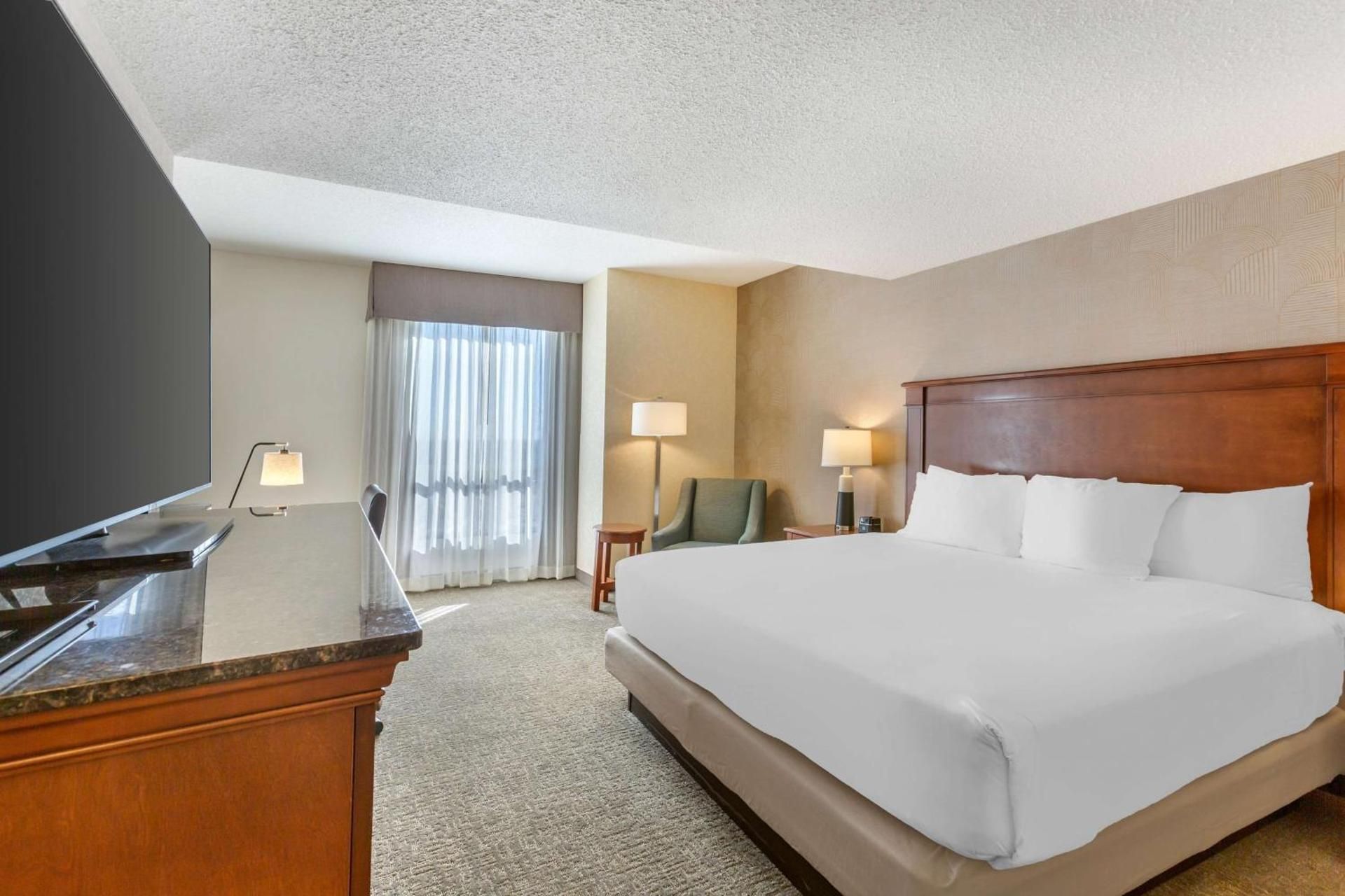 Upper Floor Oversize Deluxe King Room