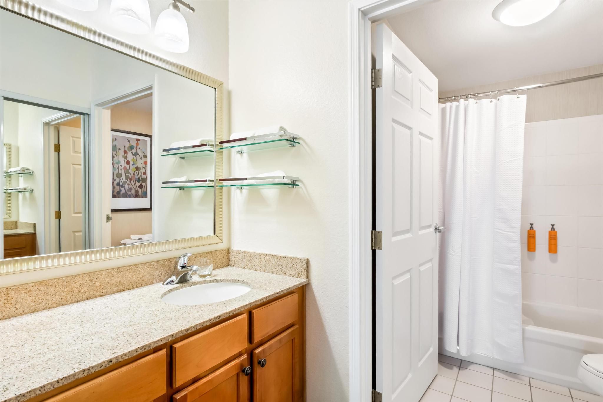 Sonesta ES Suites Goodyear One Bedroom King Suite Room 2