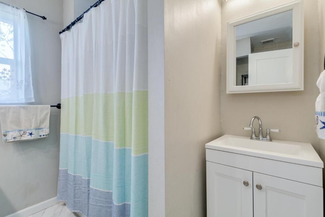 Single Room with Shared Shower and Toilet