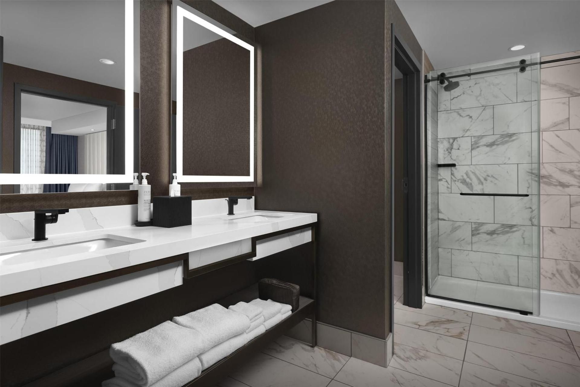 Two-Room Suite with Two Queen Beds and Balcony