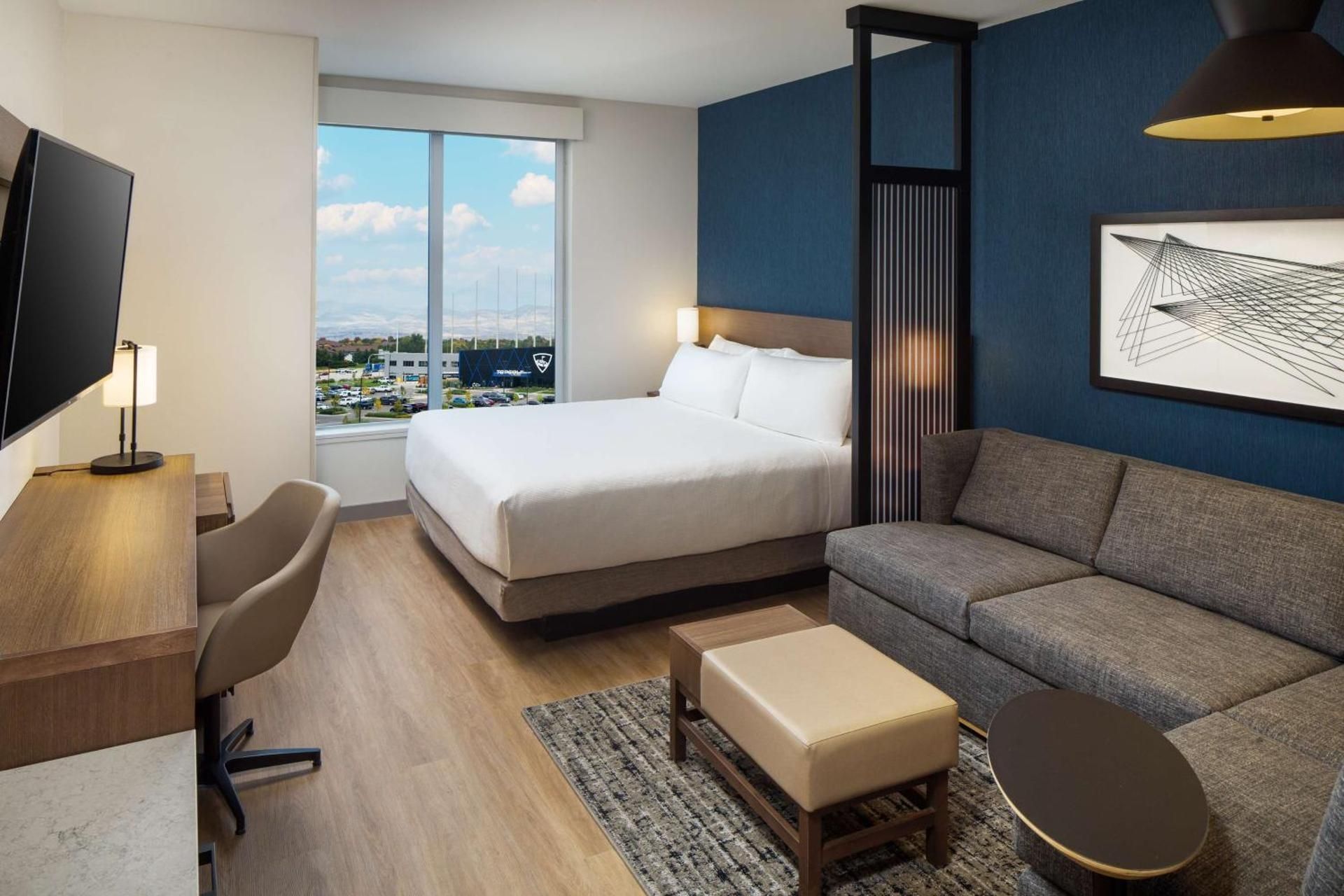 King Room with Sofa Bed