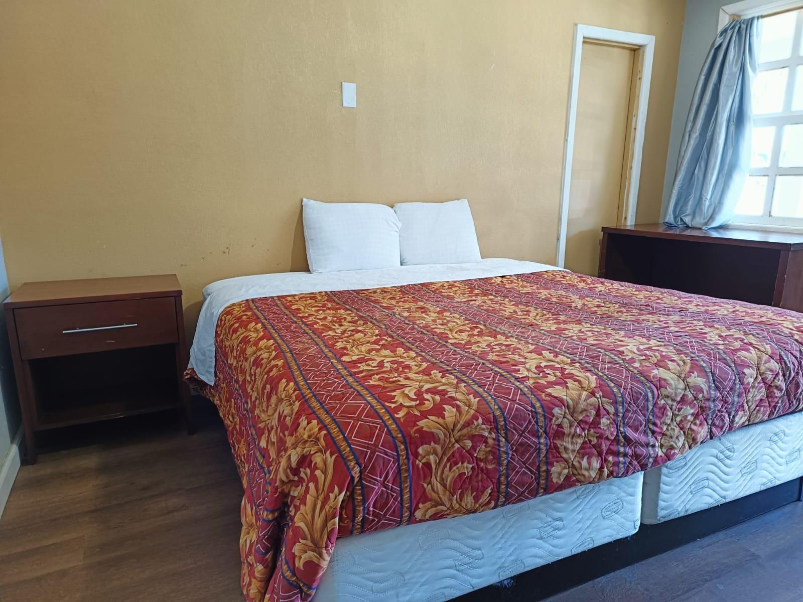 Crown Inn by OYO Orangeburg Hwy 301 King Bed