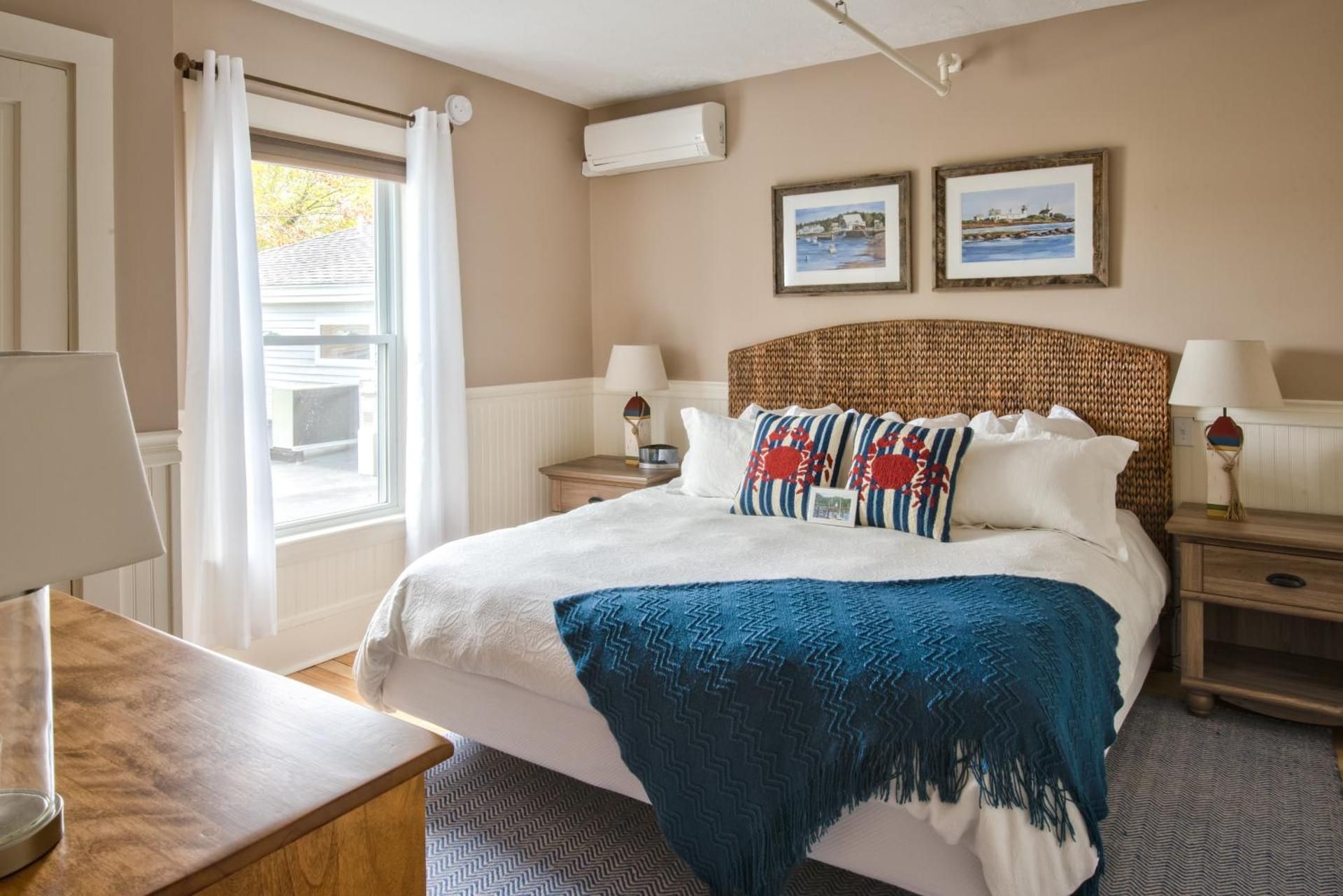 Carriage House king family unit with sleeper sofa
