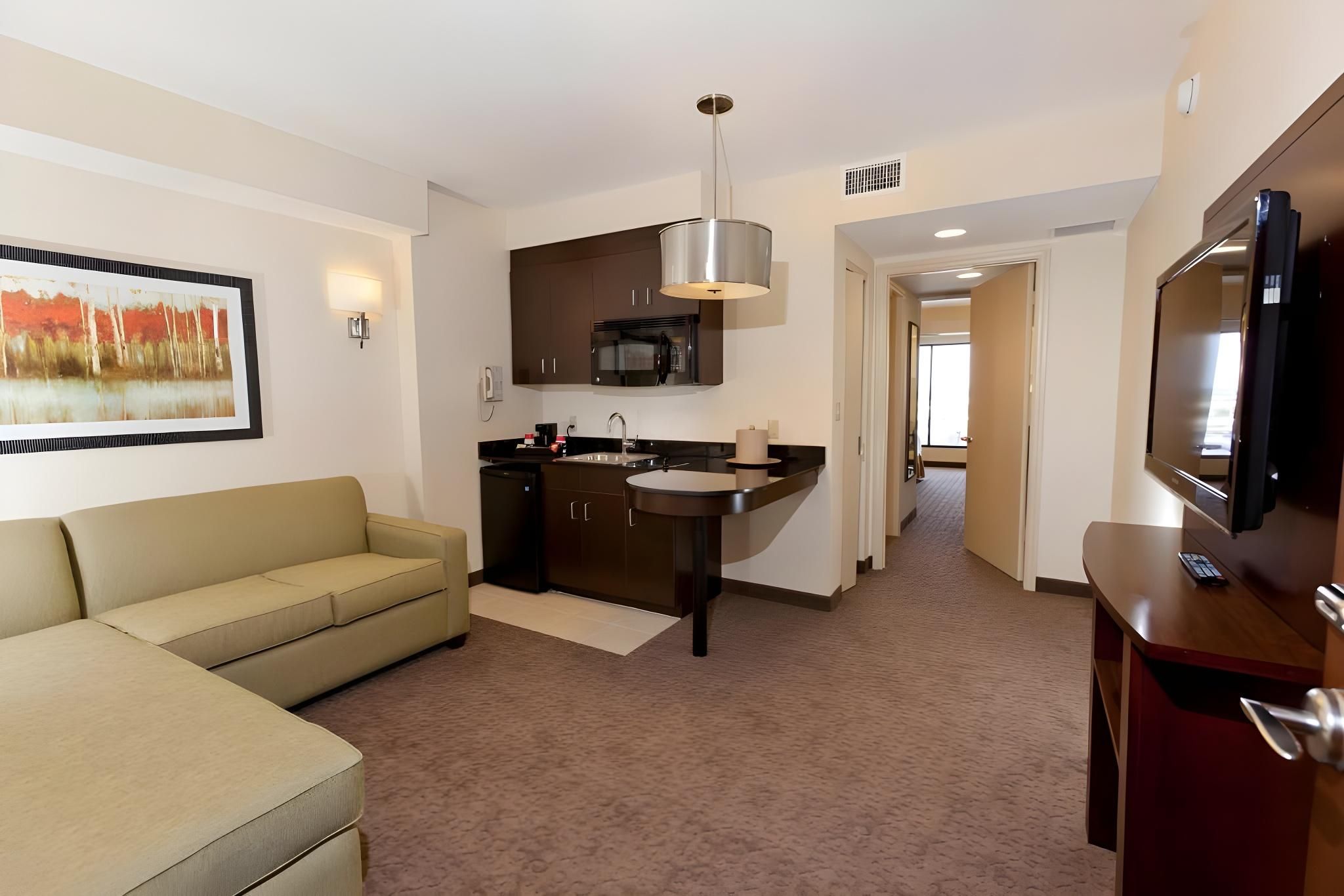 Luxury Suite Queen