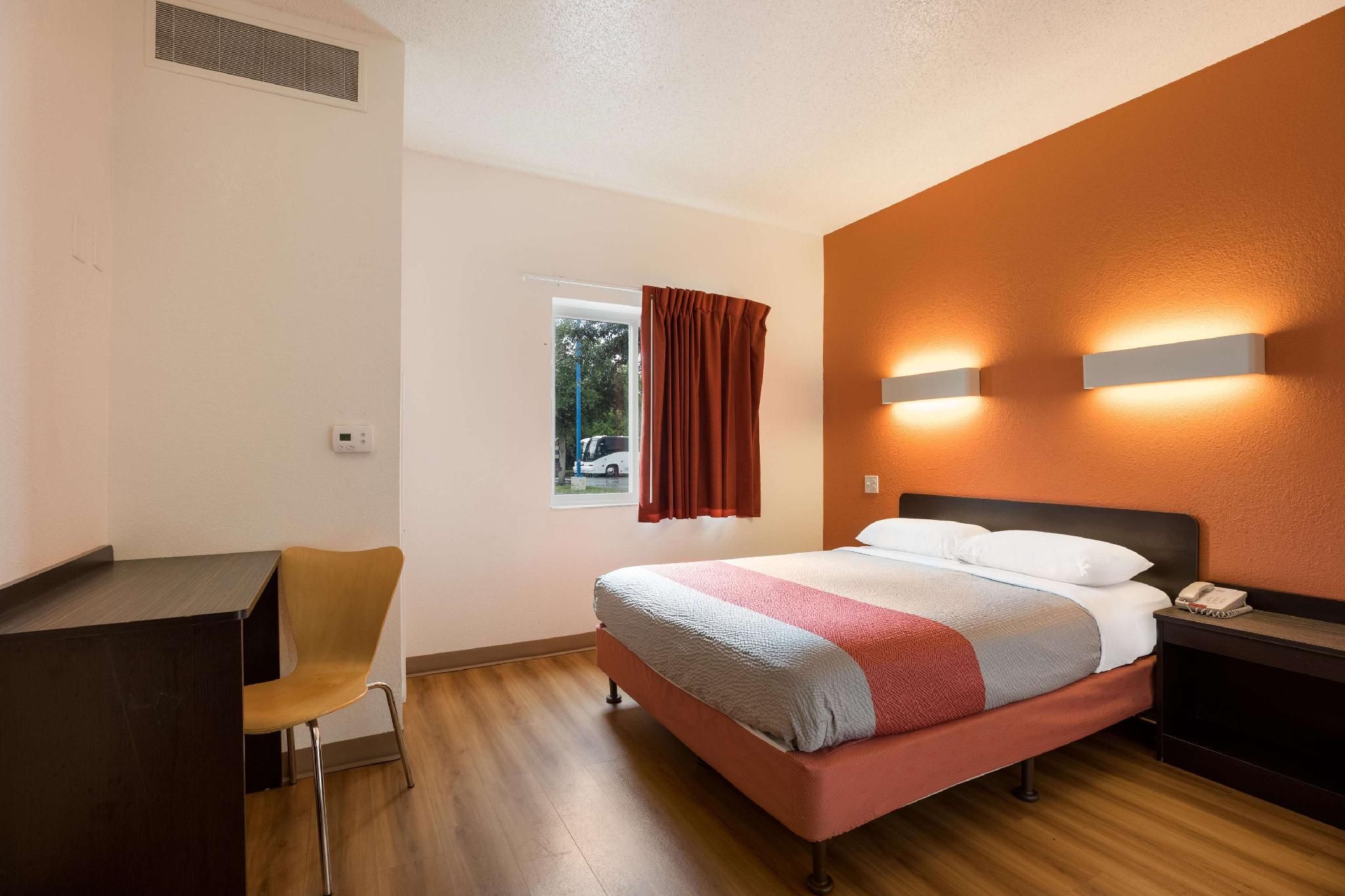 1 Full Bed | ADA/RI Shower