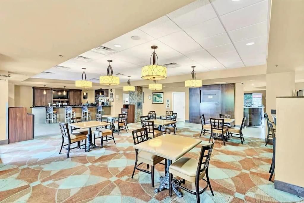 Great Condo Incredible Location