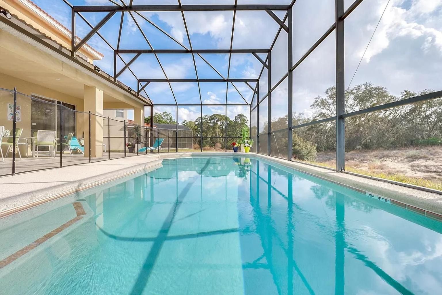 swimming pool