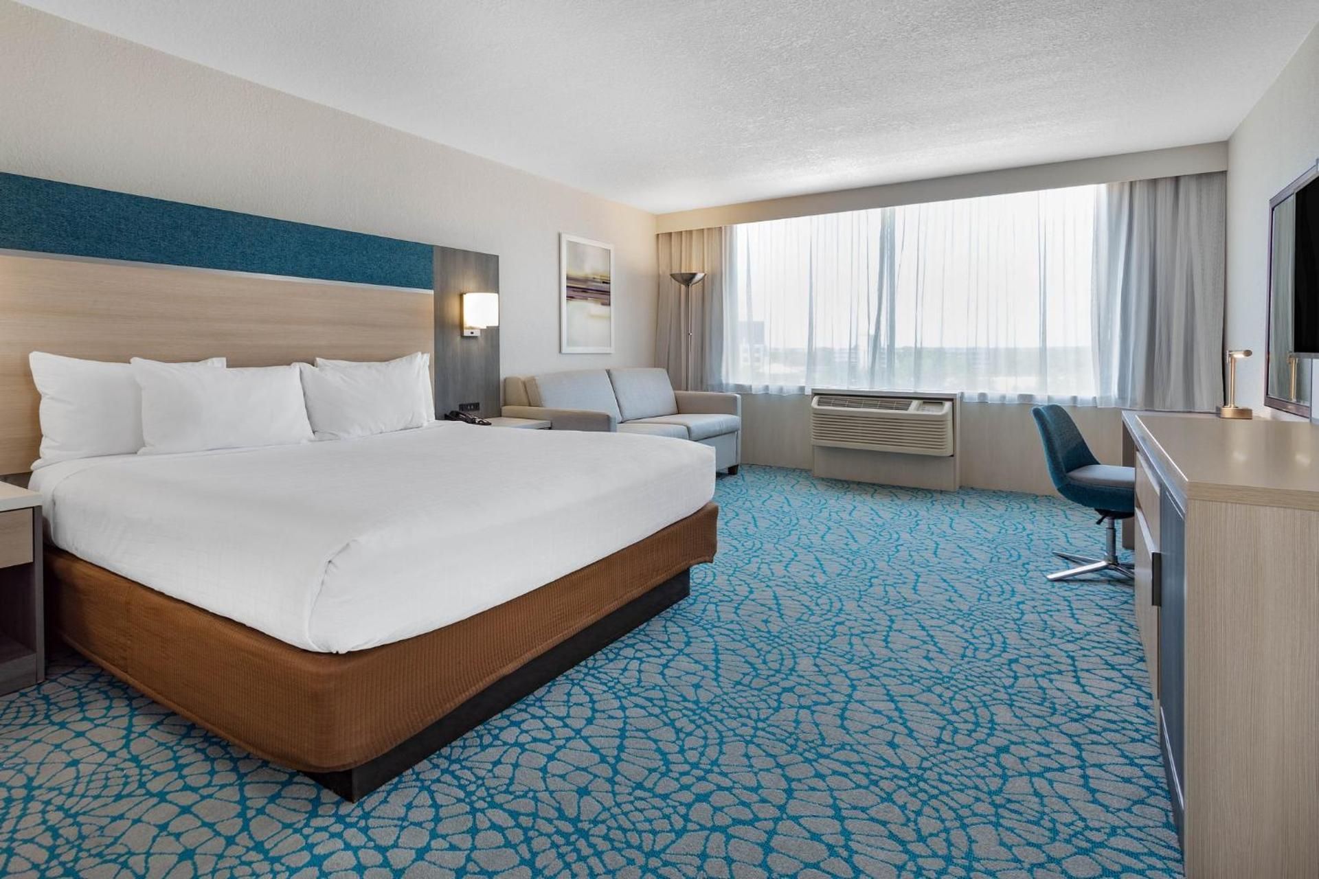 Wellness Premium King Room with Bath/Shower Combination