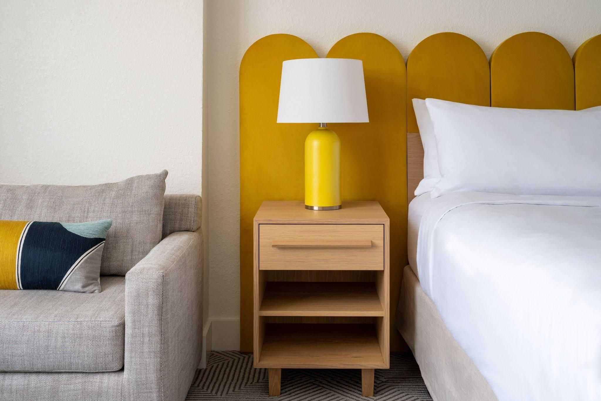 Guest room, 1 King, Alternate: bunk beds, Garden view