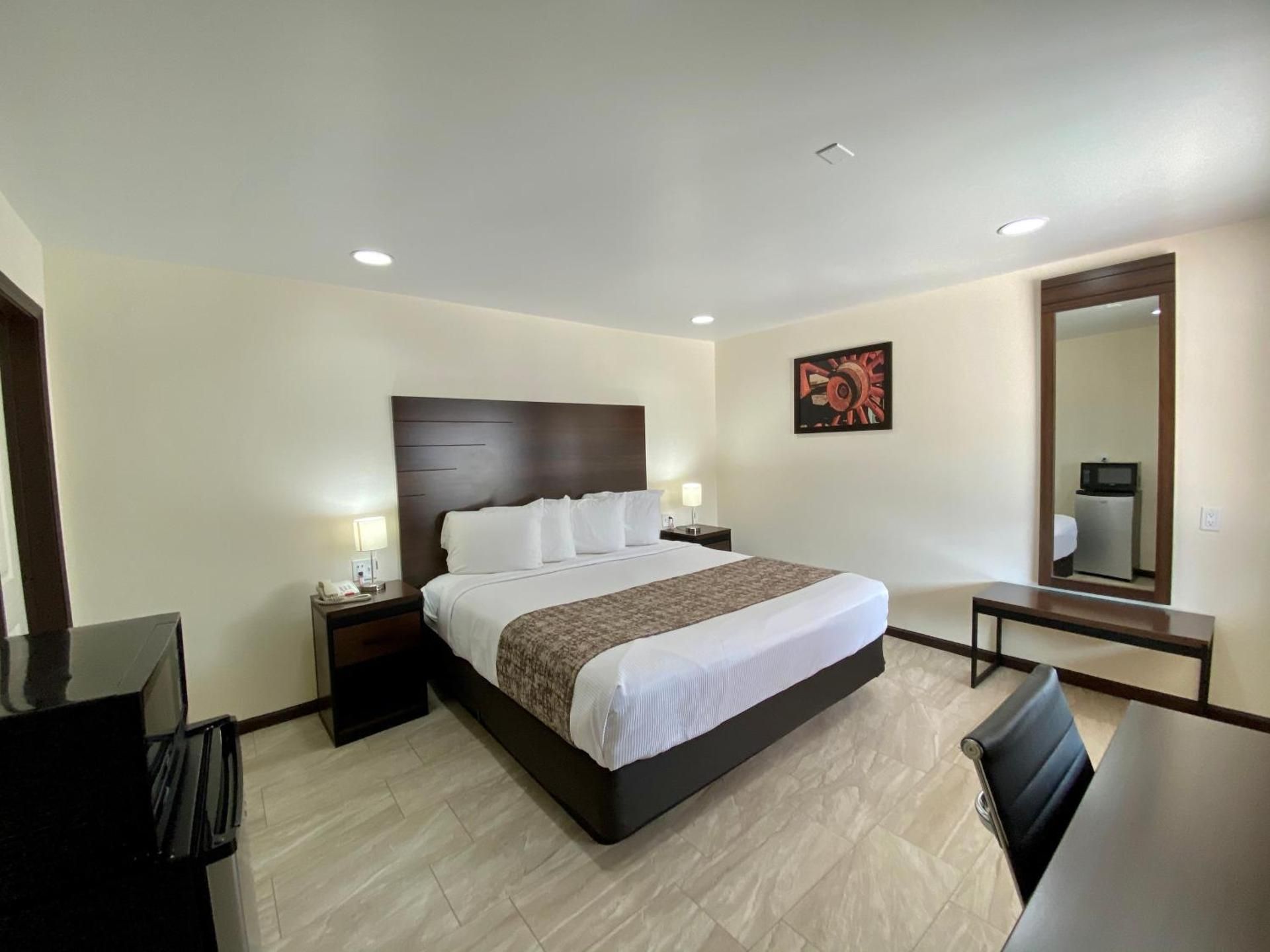 King Room - Non-Smoking