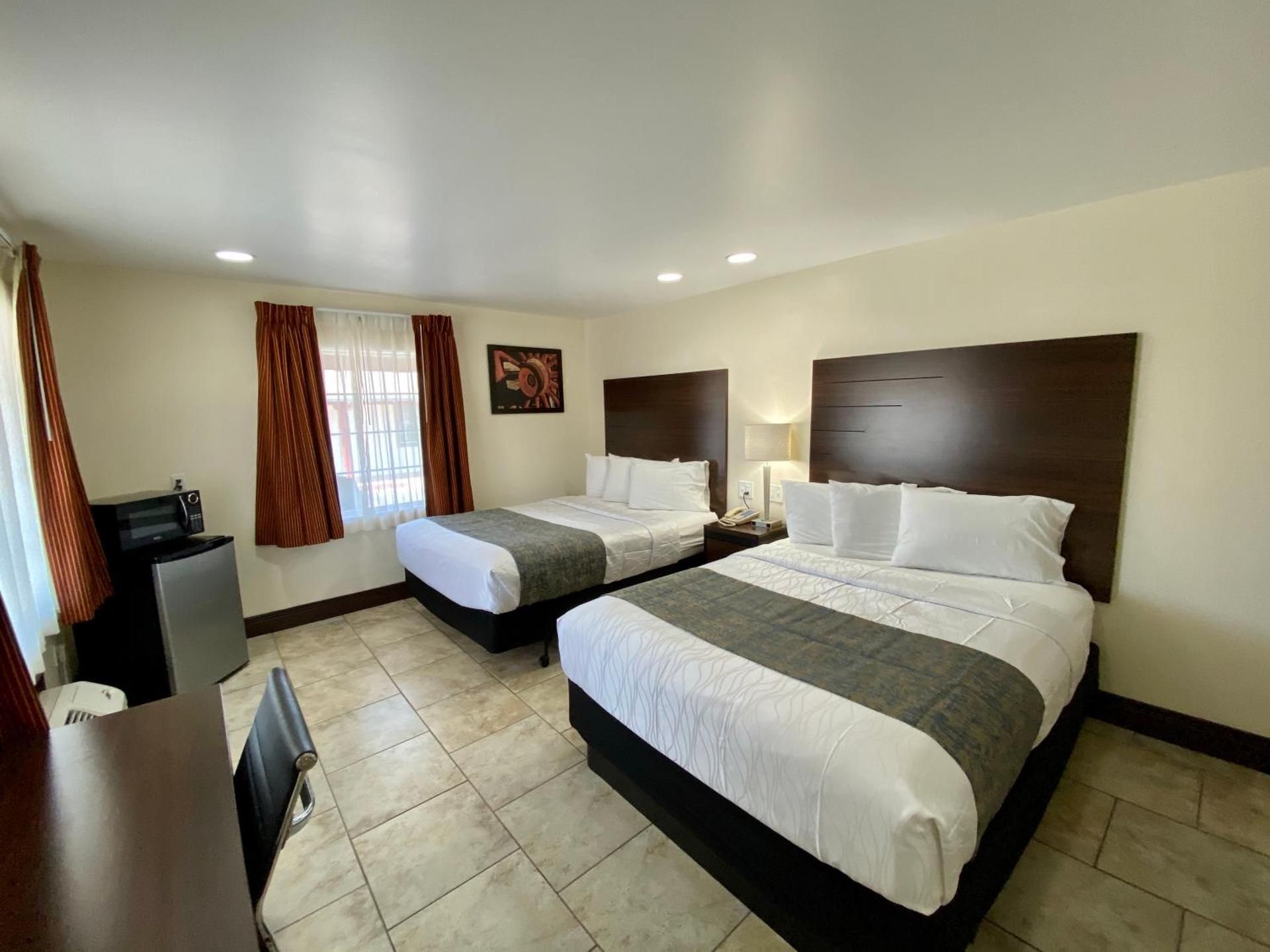 Queen Room with Two Queen Beds - Non-Smoking