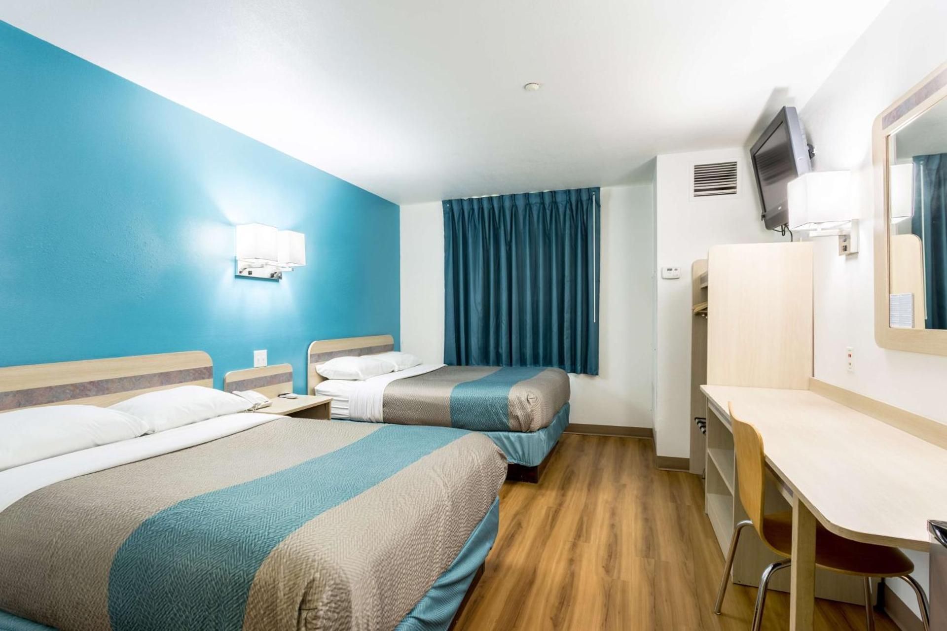 2 Full Beds | Non-smoking