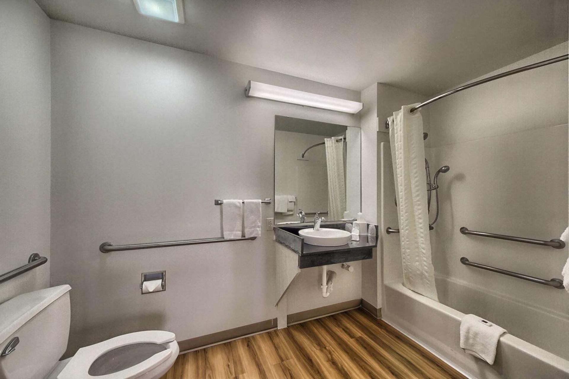 Quadruple Room - Disability Access - Non-Smoking