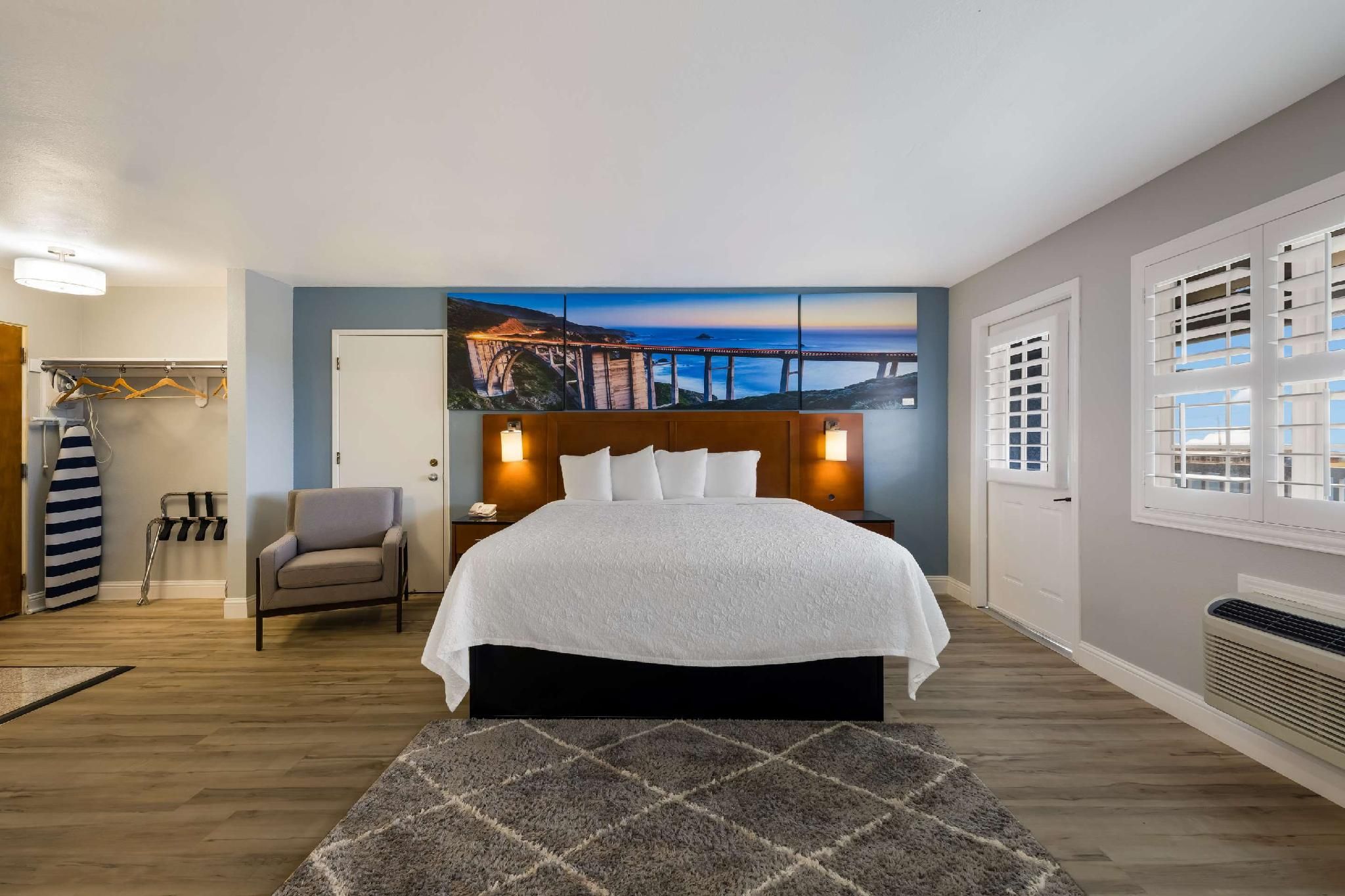 1 King Bed, Suite, Nonsmoking