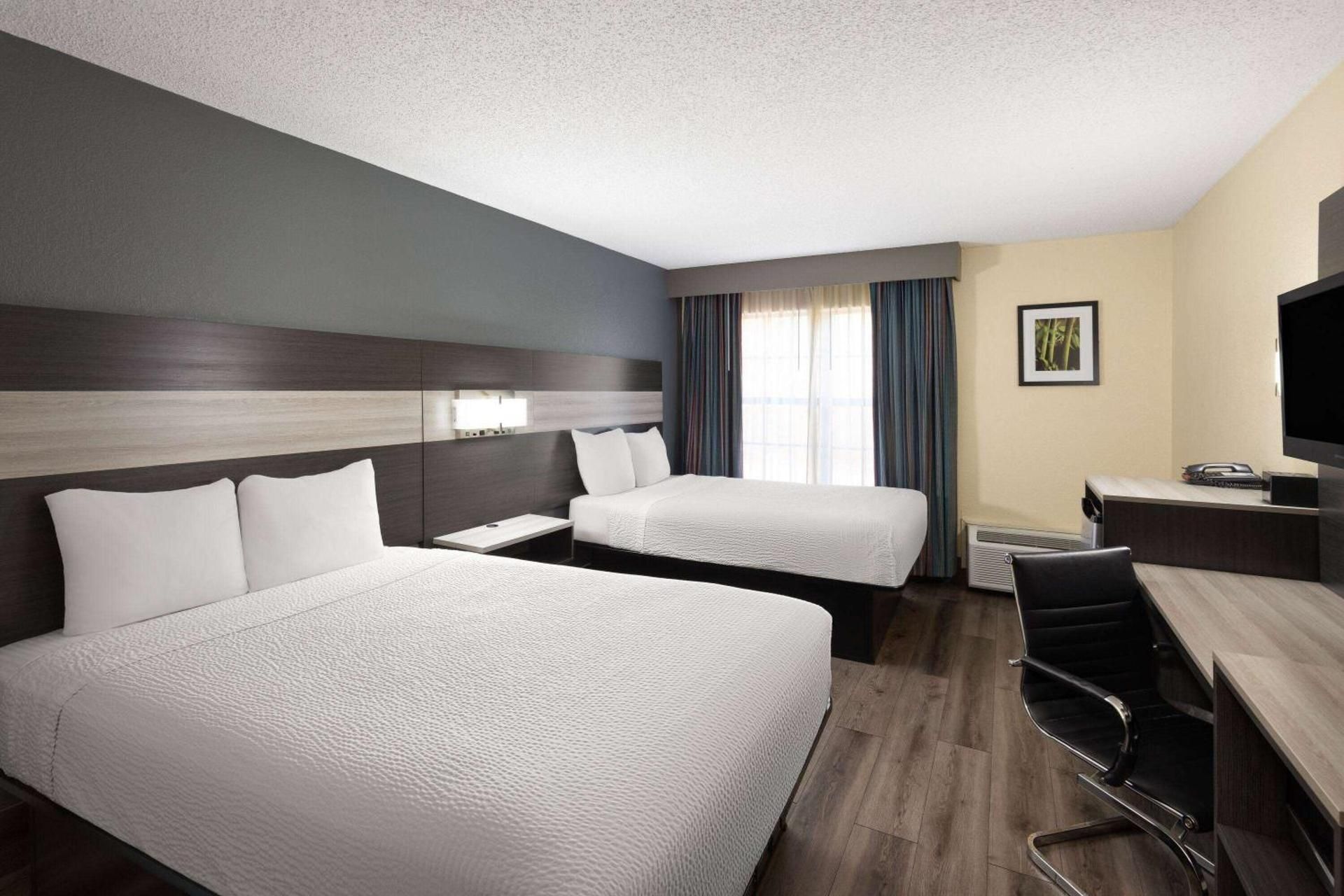 2 Double Beds, Non Smoking