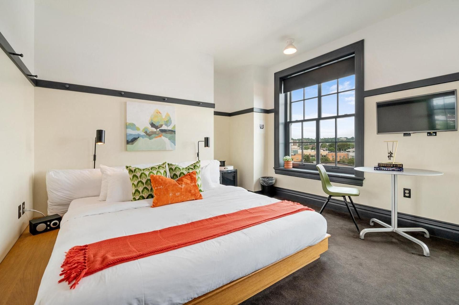 Standard King Room (Self Check-in with Virtual Front Desk)