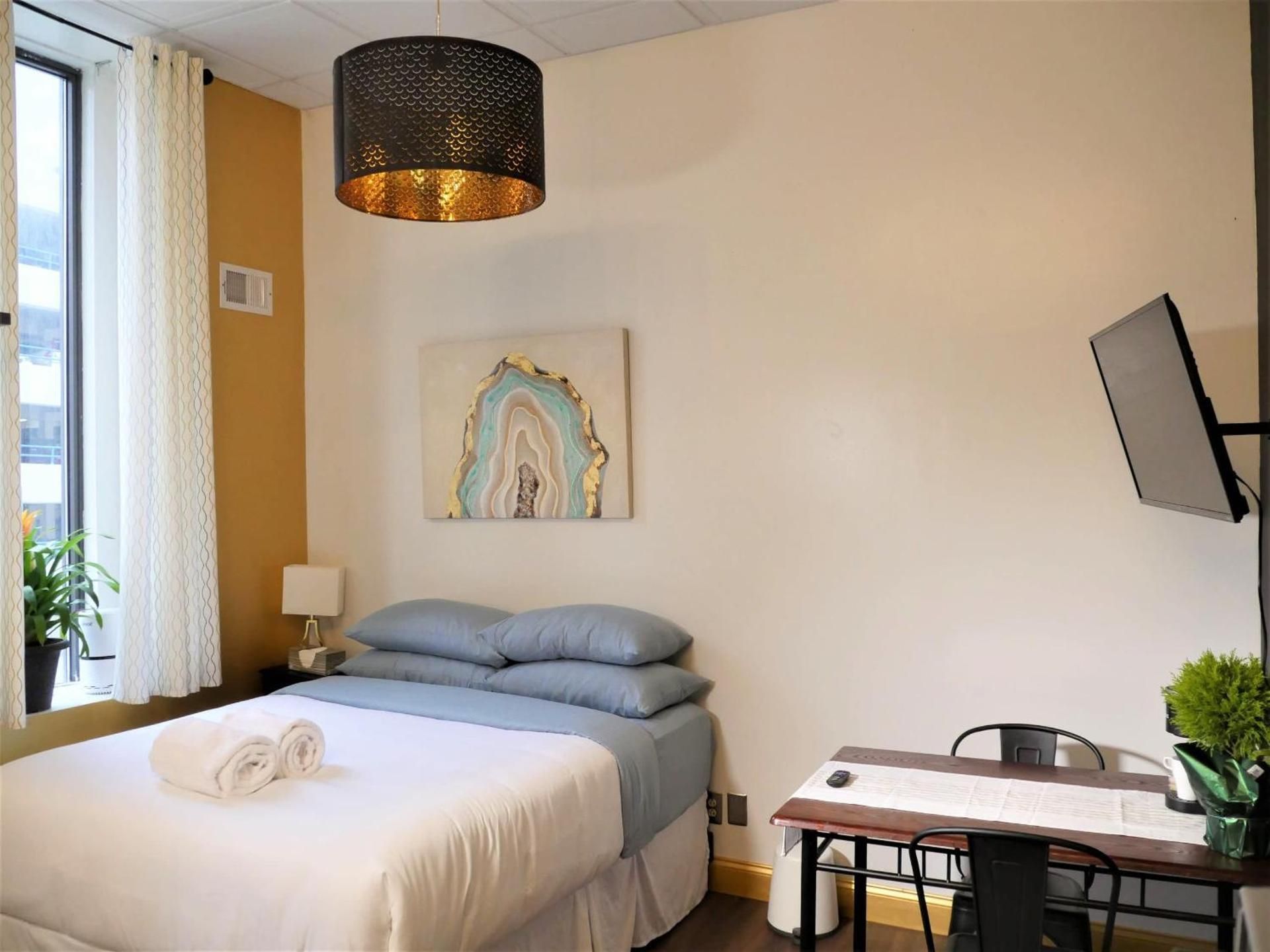 Studio Apartment