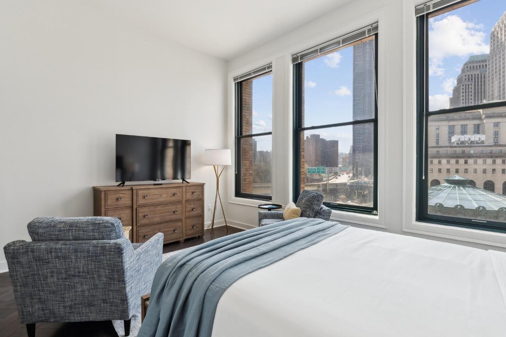 Studio Apartment