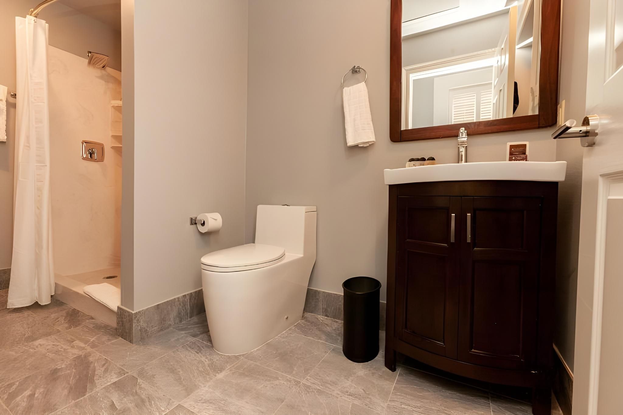 King Junior Suite