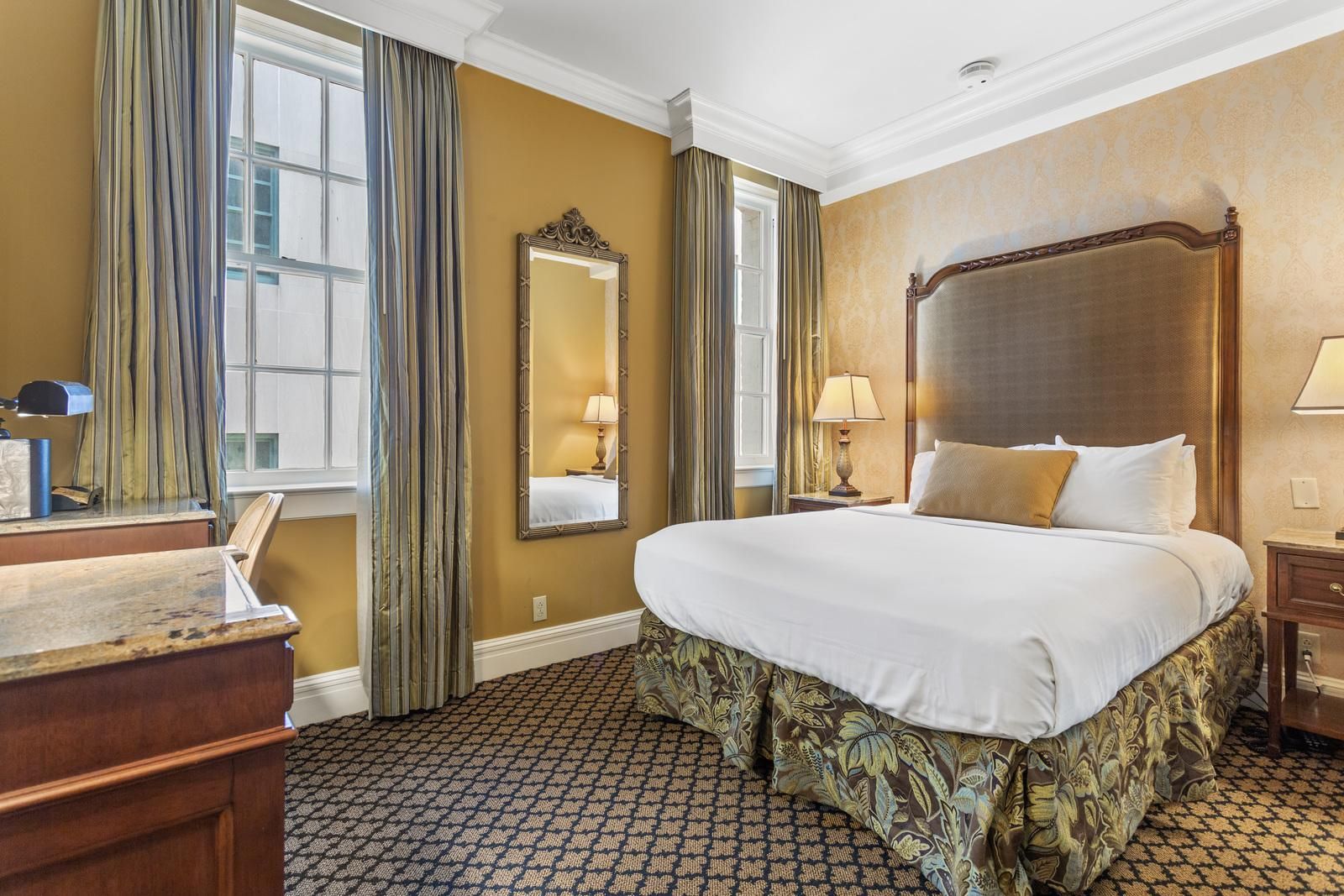 2 Queen Beds-Non Smoking