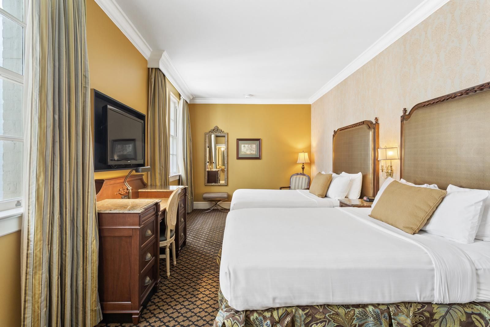 2 Queen Beds-Non Smoking