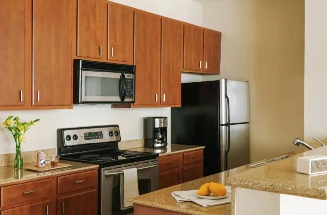 One-Bedroom Apartment - Non-Smoking