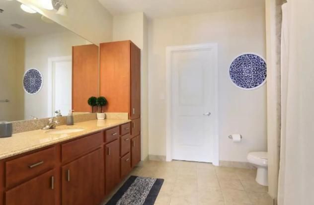 Superior King Suite