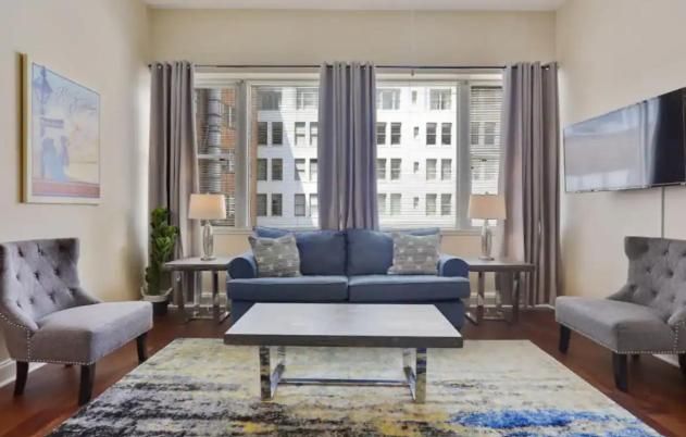 Superior King Suite