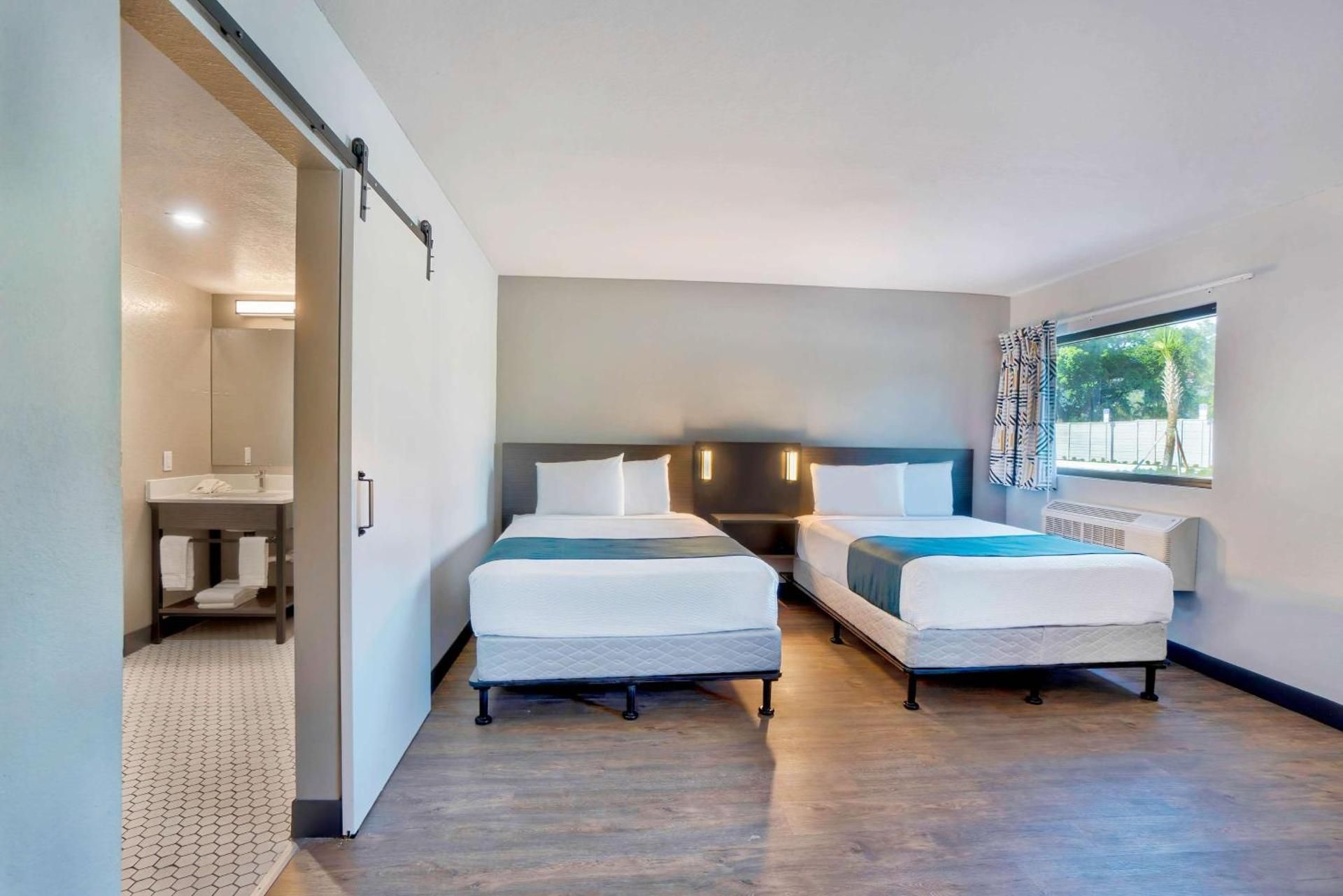 Quadruple Room - Disability Access - Non-Smoking
