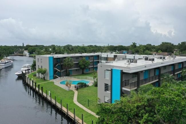 Designer River View Apartments