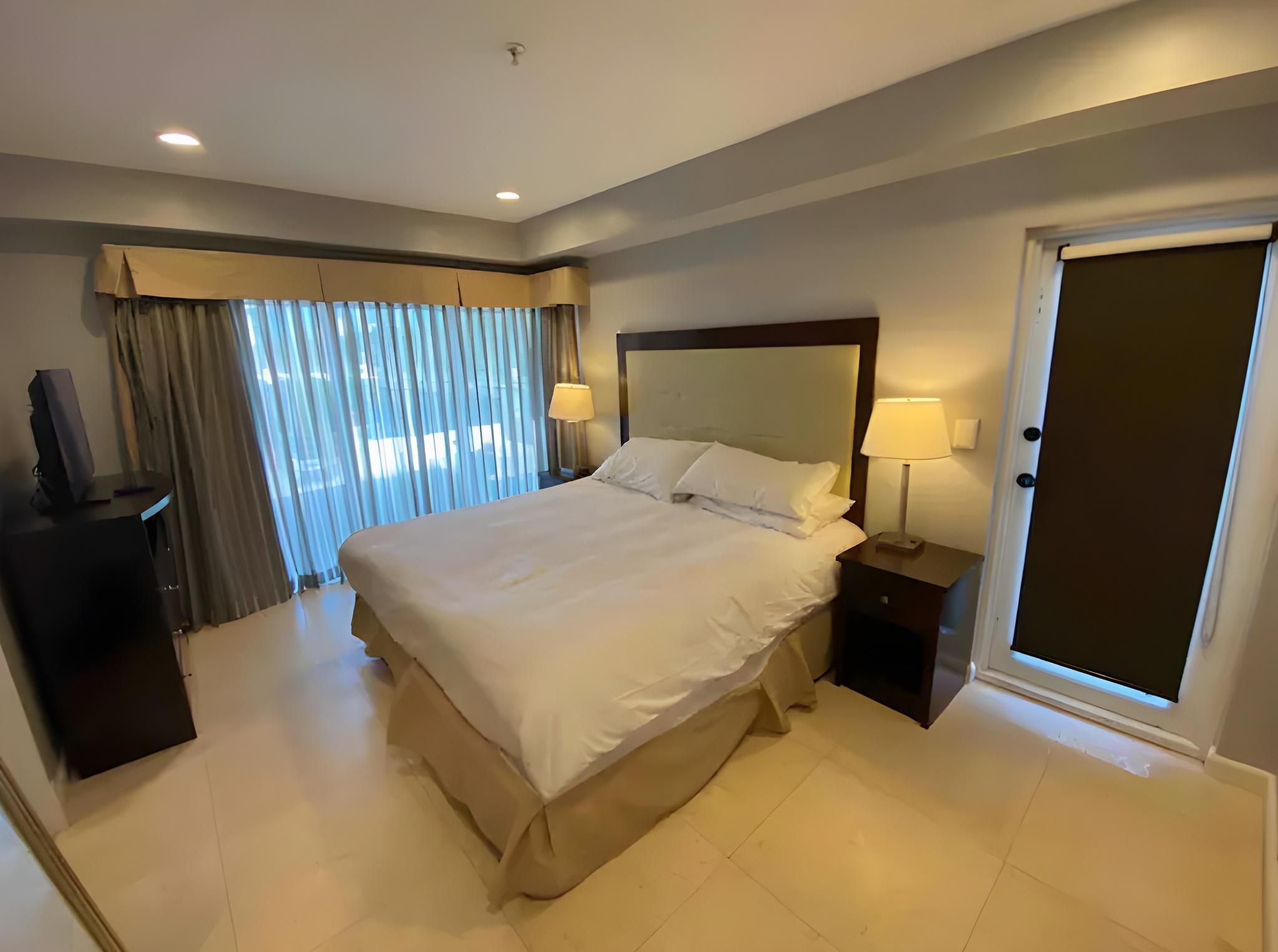 Suite 203 Blue Marlin