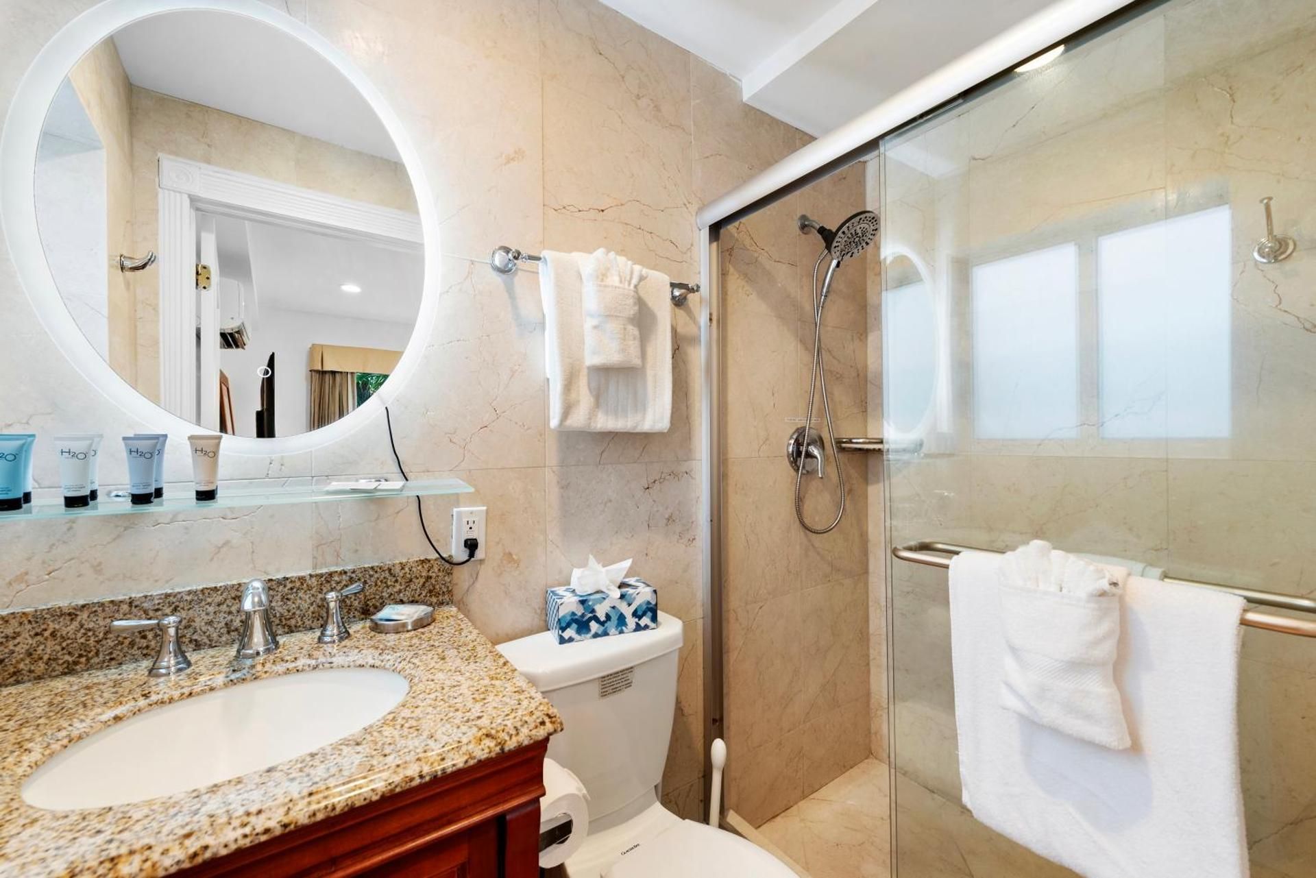 Suite with Garden View