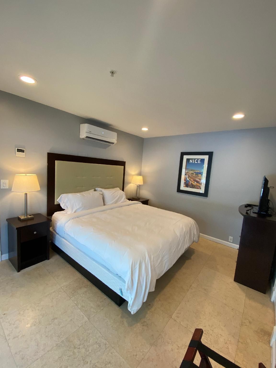 Suite 104 Sea Gem