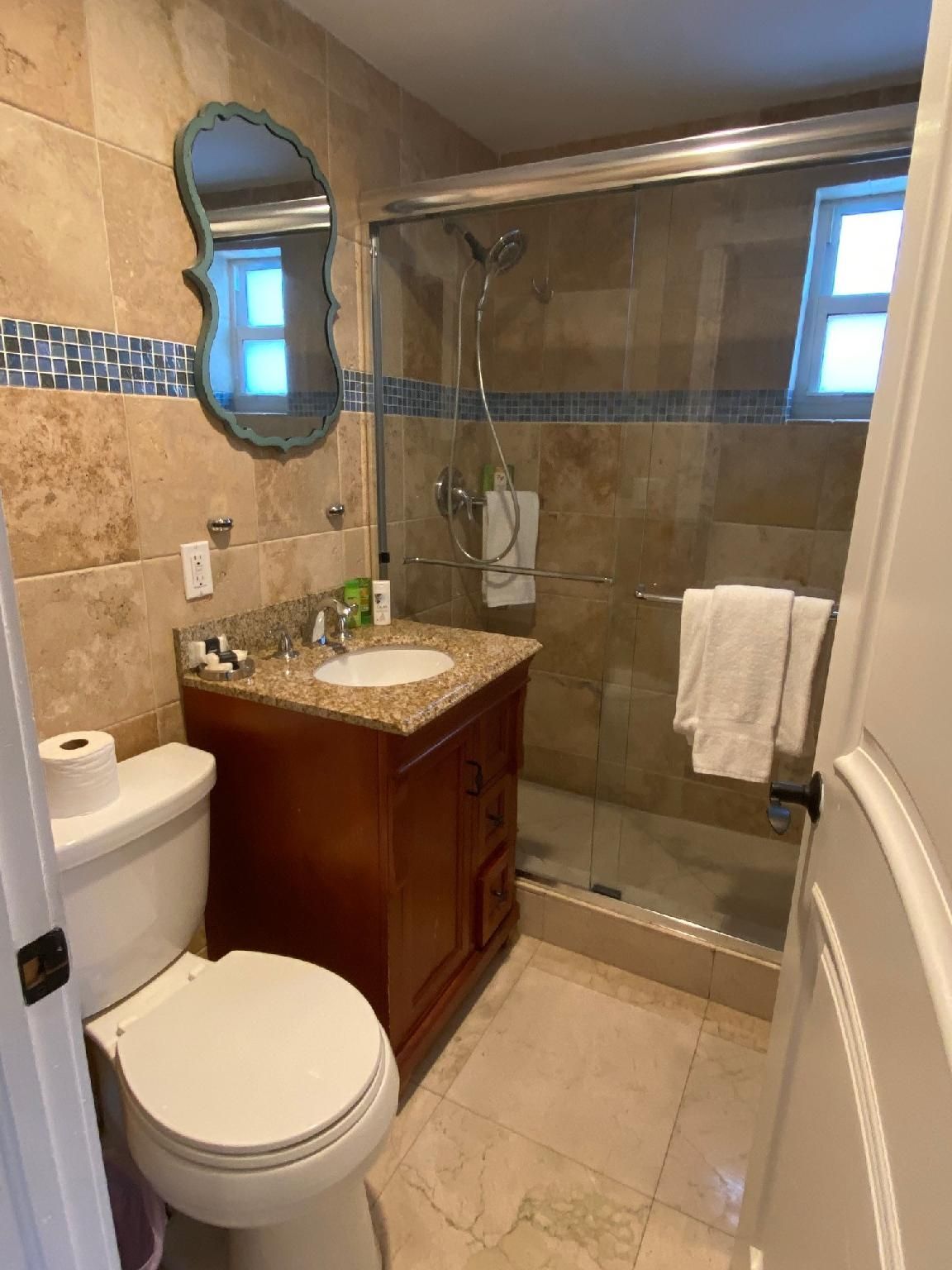 Suite 102 Seahorse
