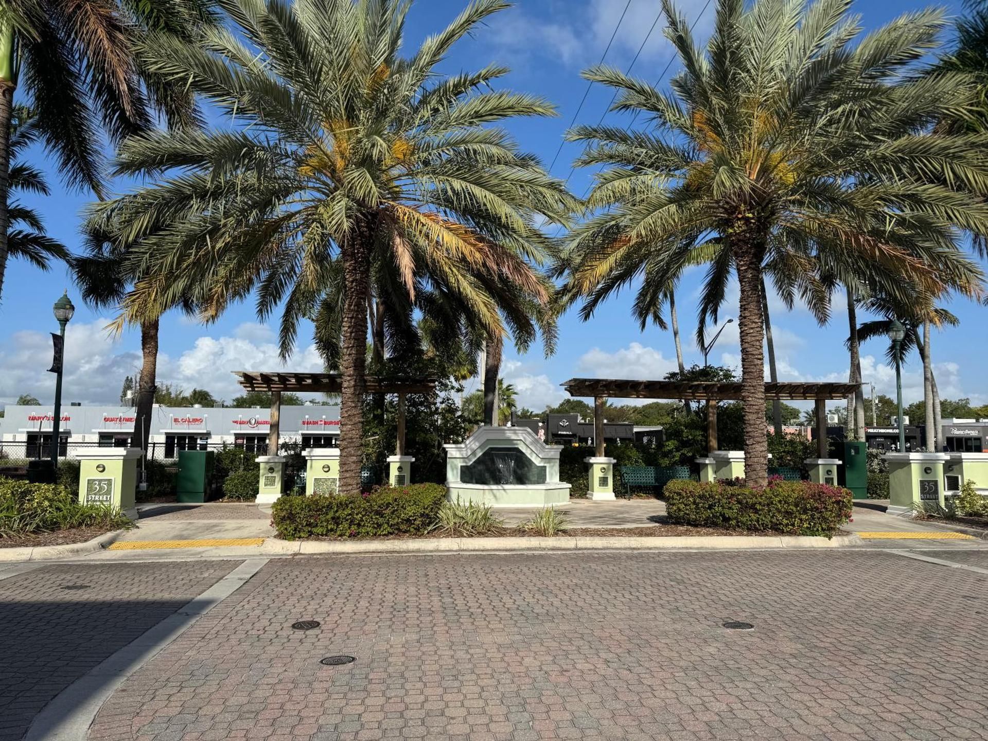 Tropical Ft Lauderdale and Wilton Manors Oasis