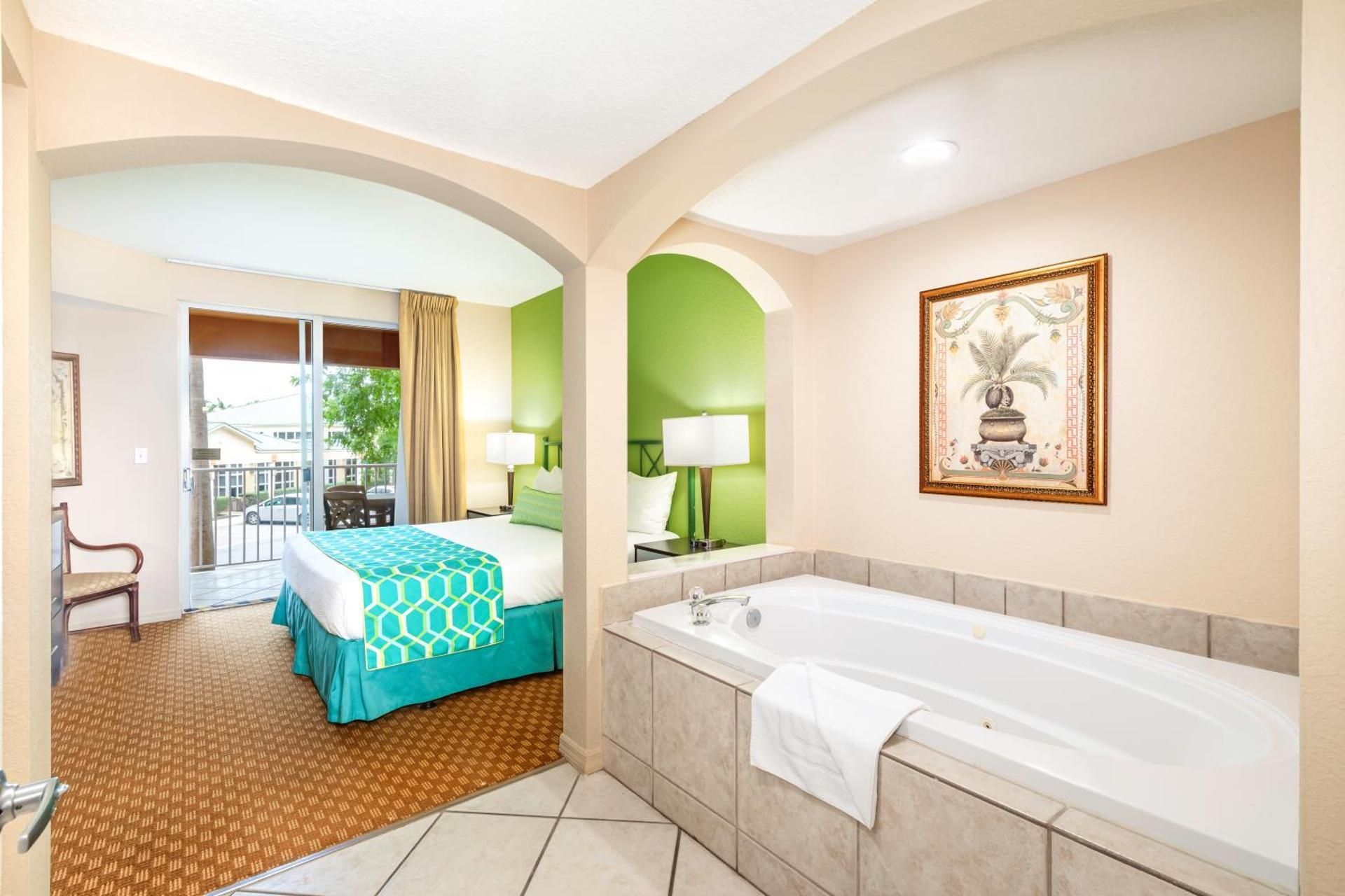 Suite with Garden View