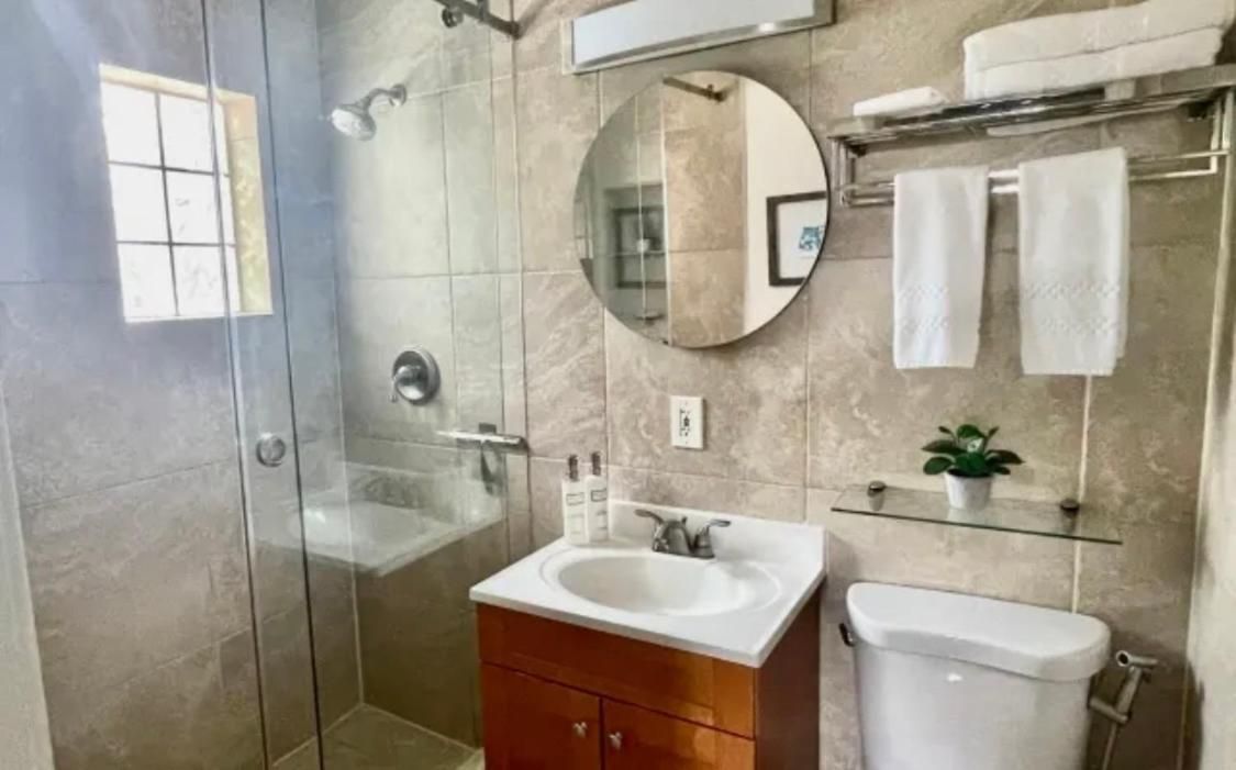 Queen Suite