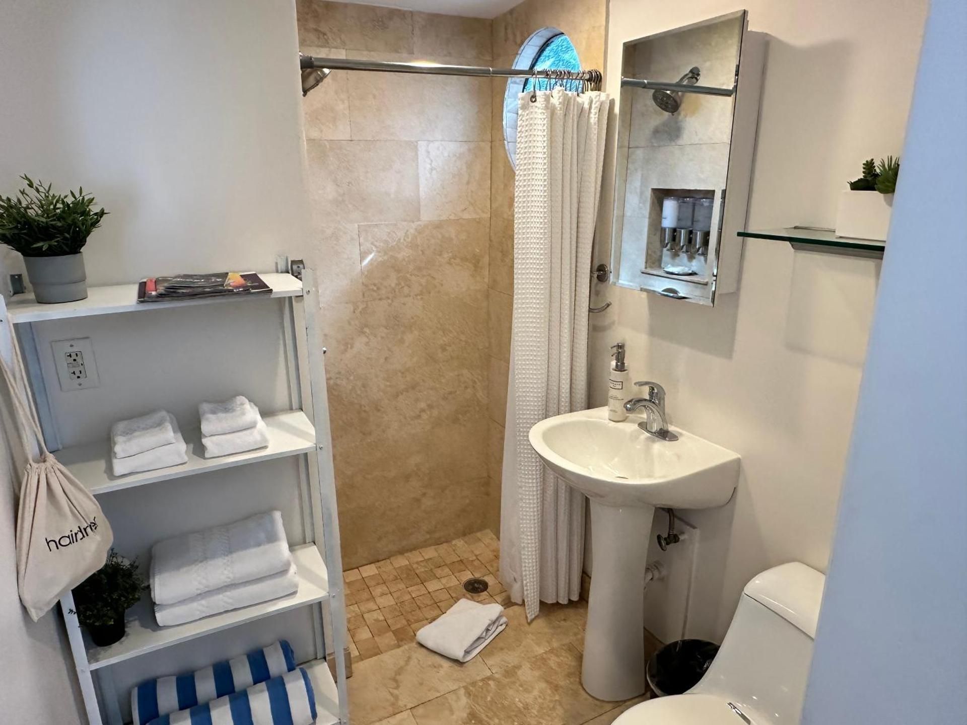Queen Room with Pool View