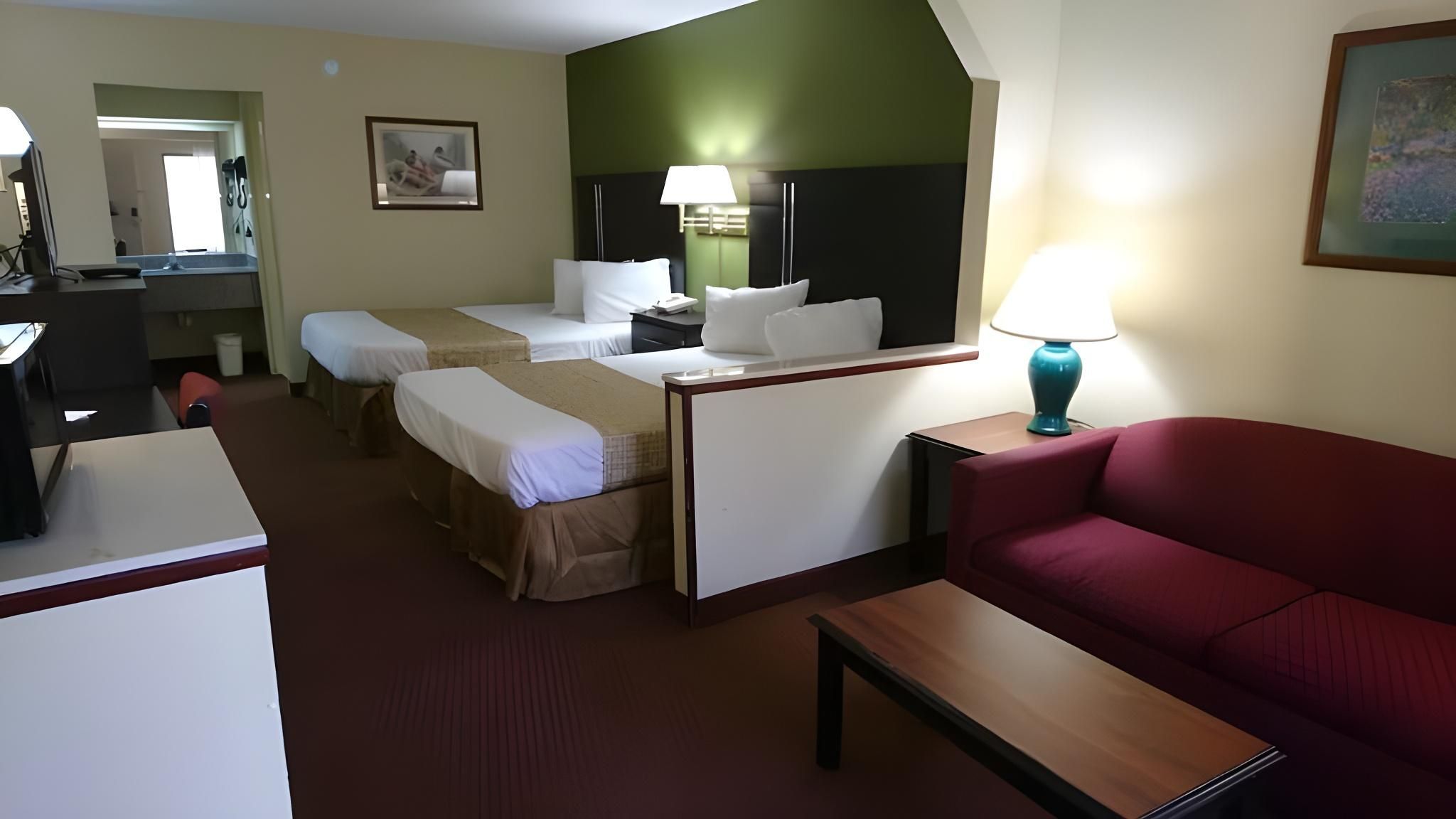 2 Queen Beds Suite Non-Smoking