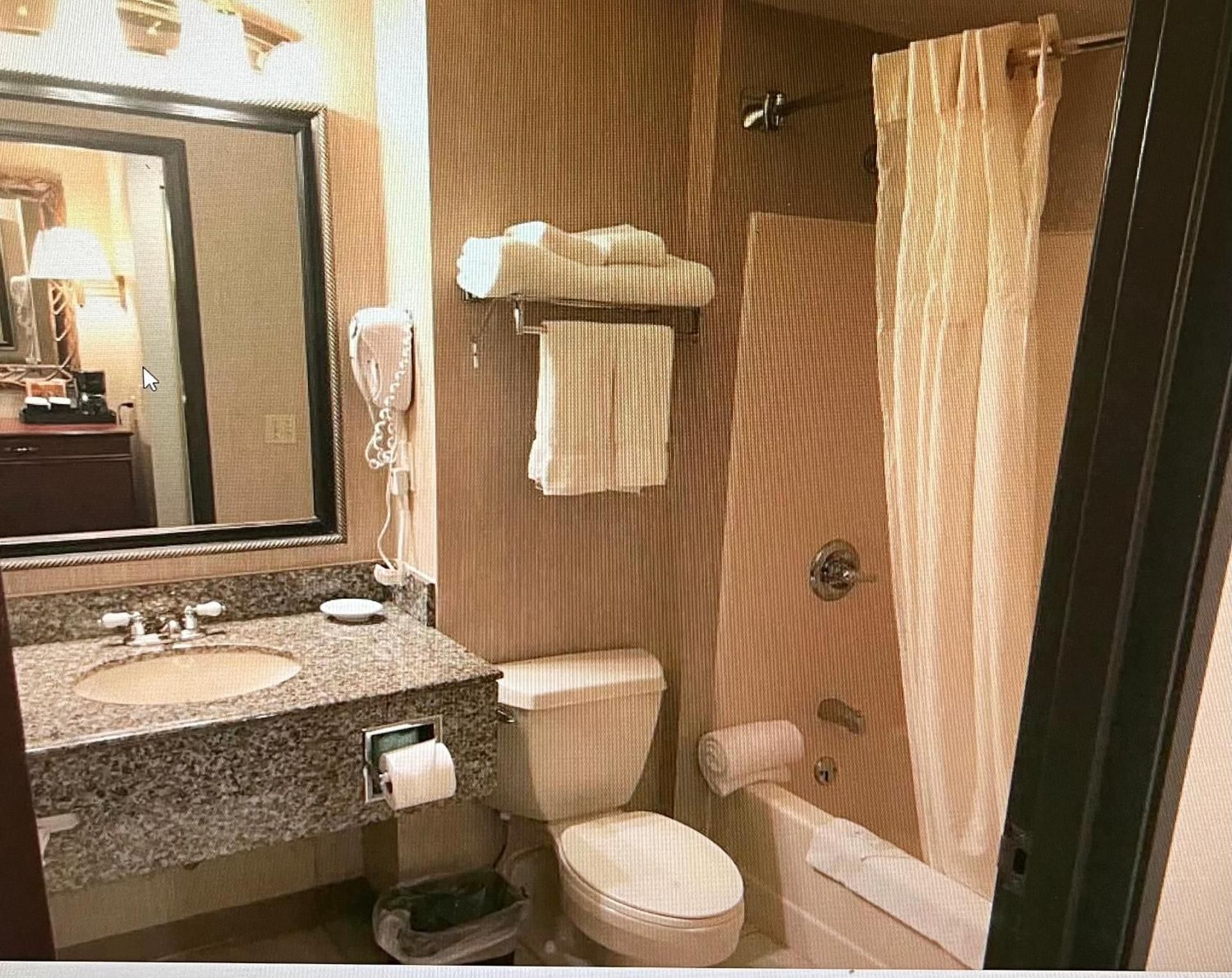 Double Room with Two Double Beds - Non-Smoking