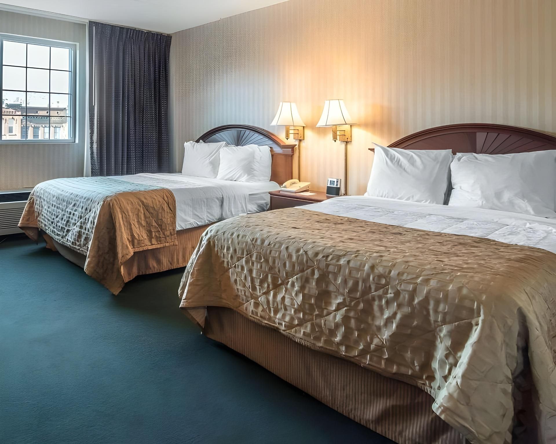 The Marx Hotel - Downtown - University Area Business Double Room with Two Double Beds - Accessible/Non-Smoking 2