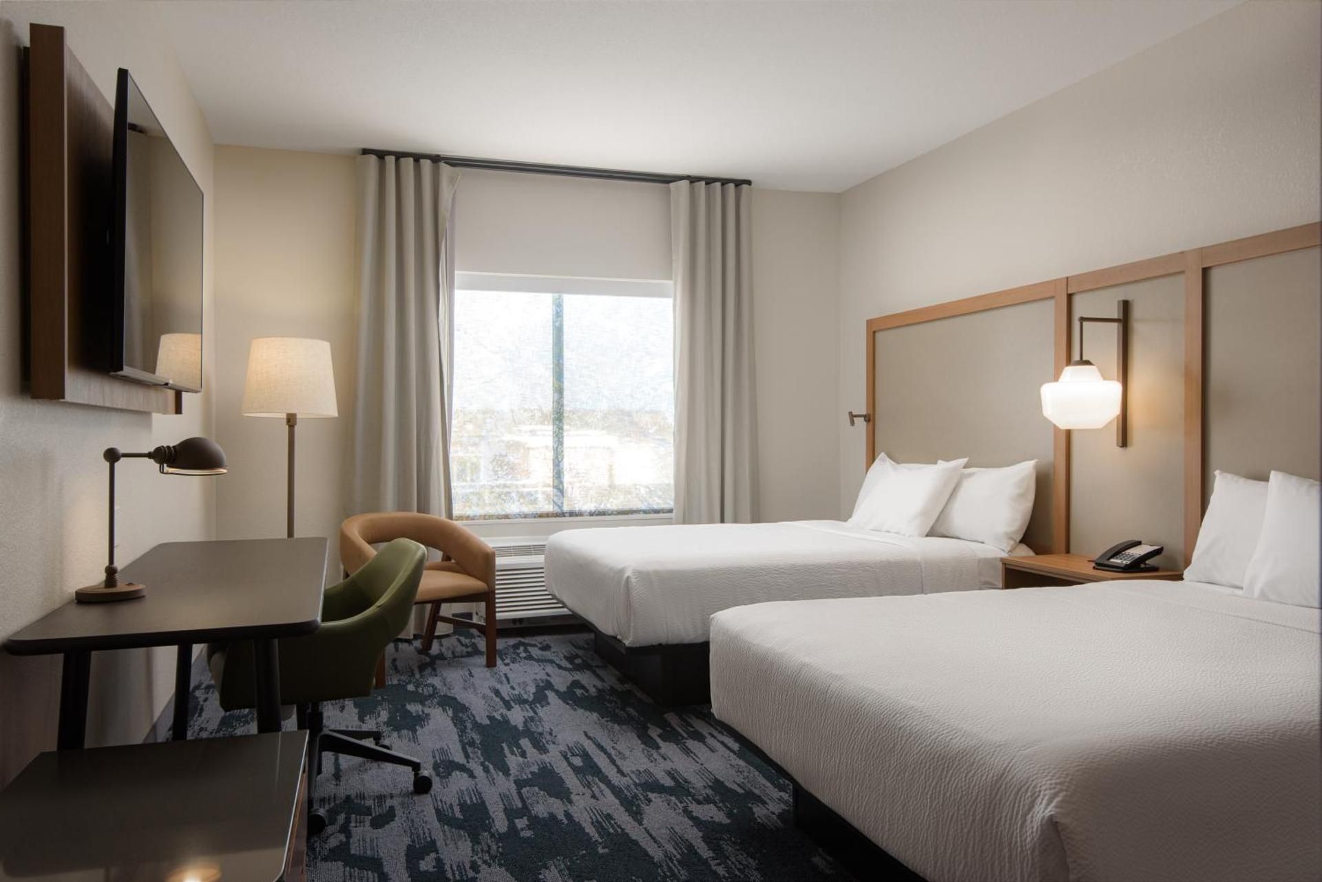 Standard Queen Room with Two Queen Beds - Hearing Accessible