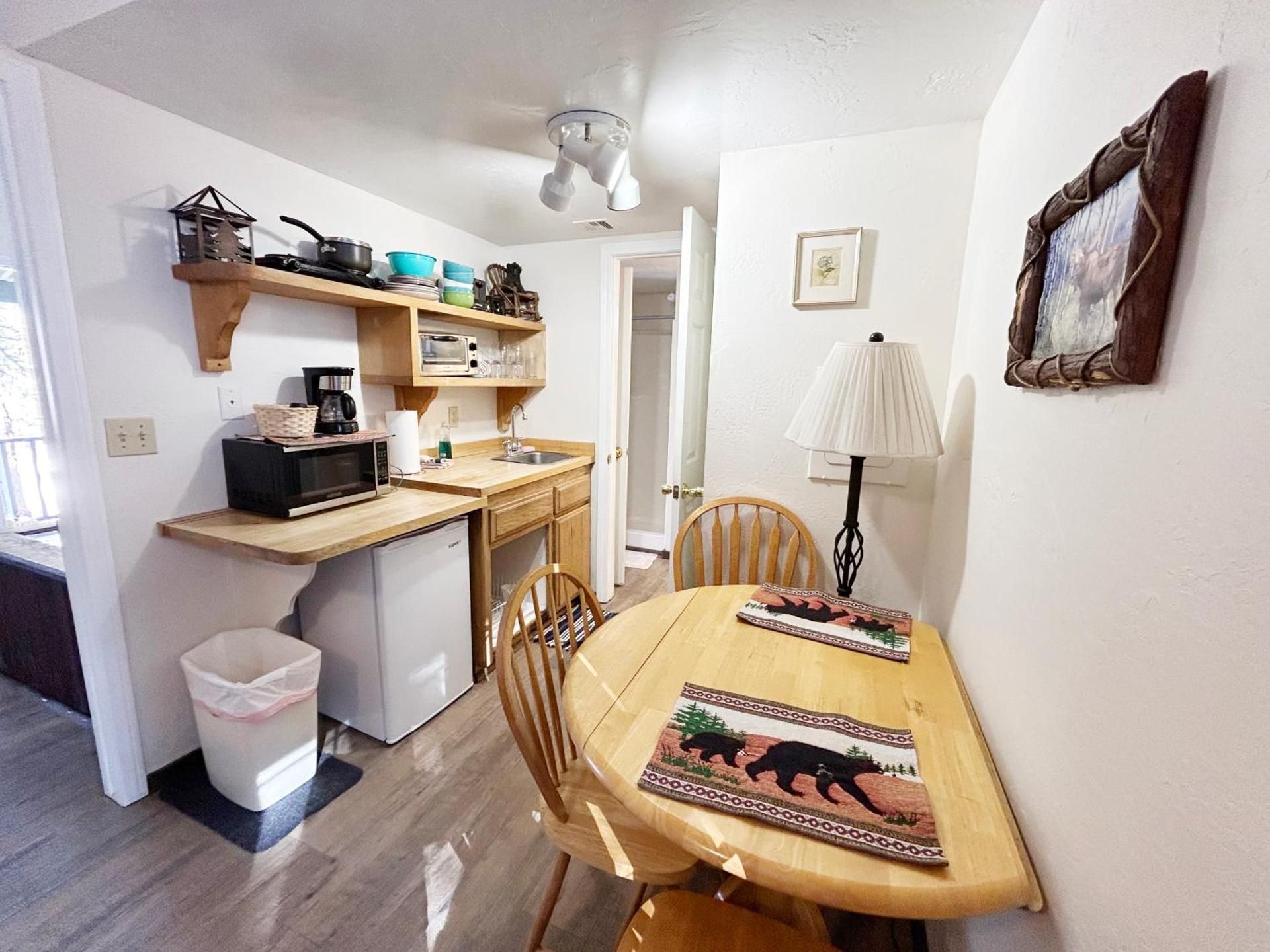Pine Knot Guest Ranch
