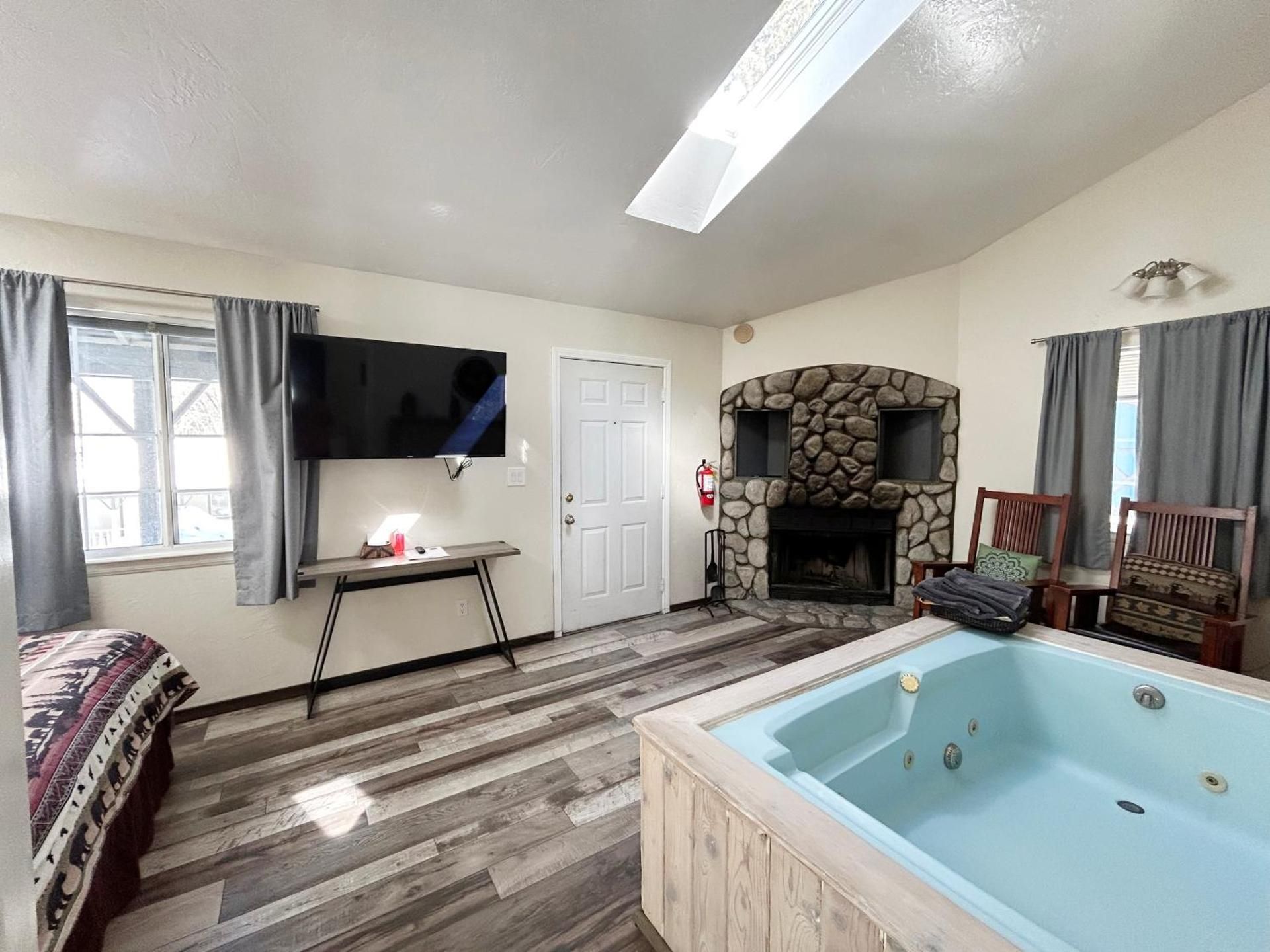 Pine Knot Guest Ranch