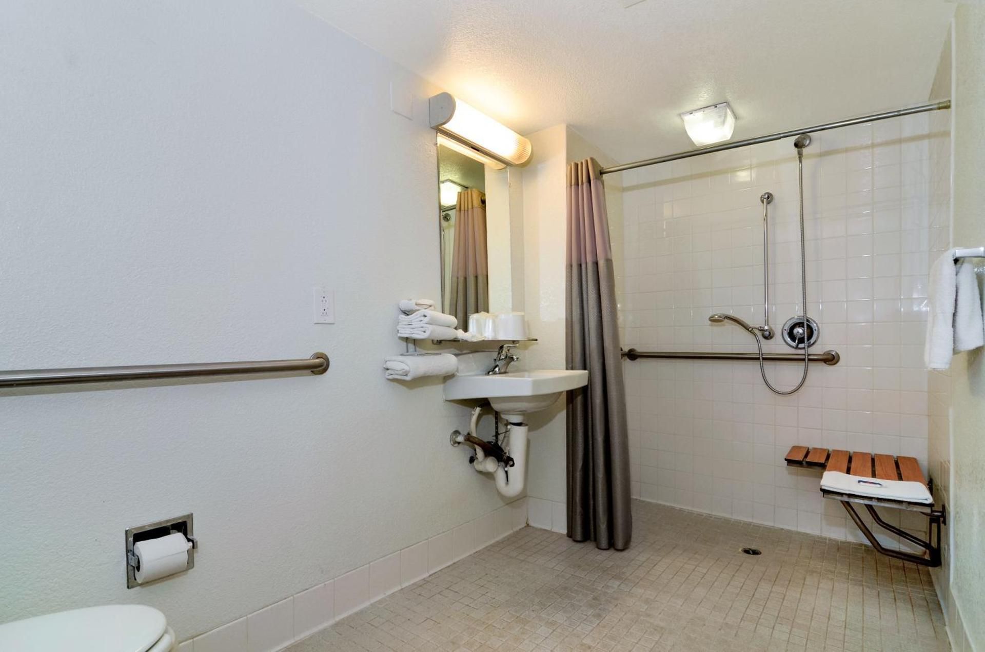 Queen Suite