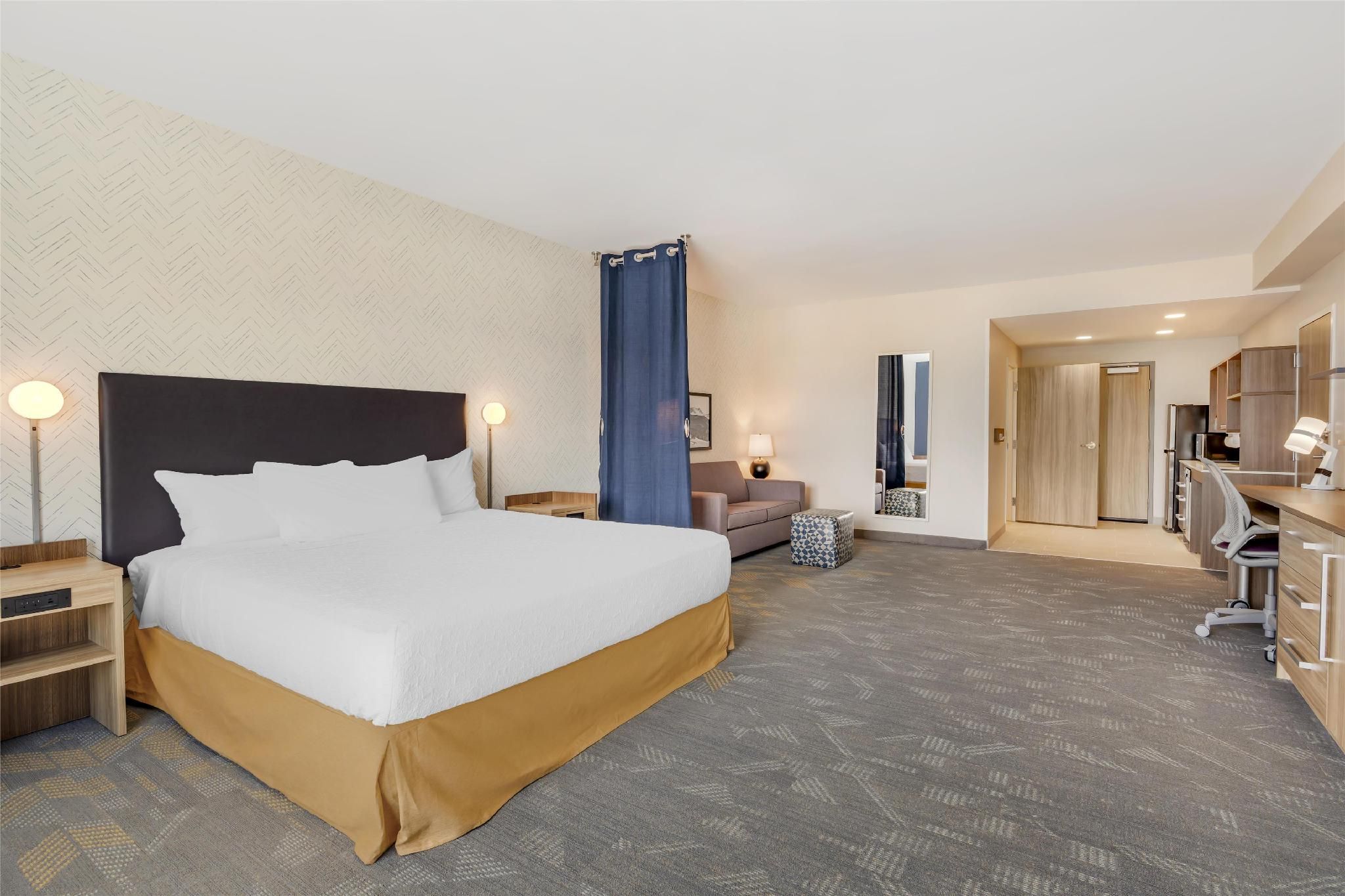 Home2 Suites by Hilton Bozeman Four Corners 1 King Bed Studio Suite Mountain View