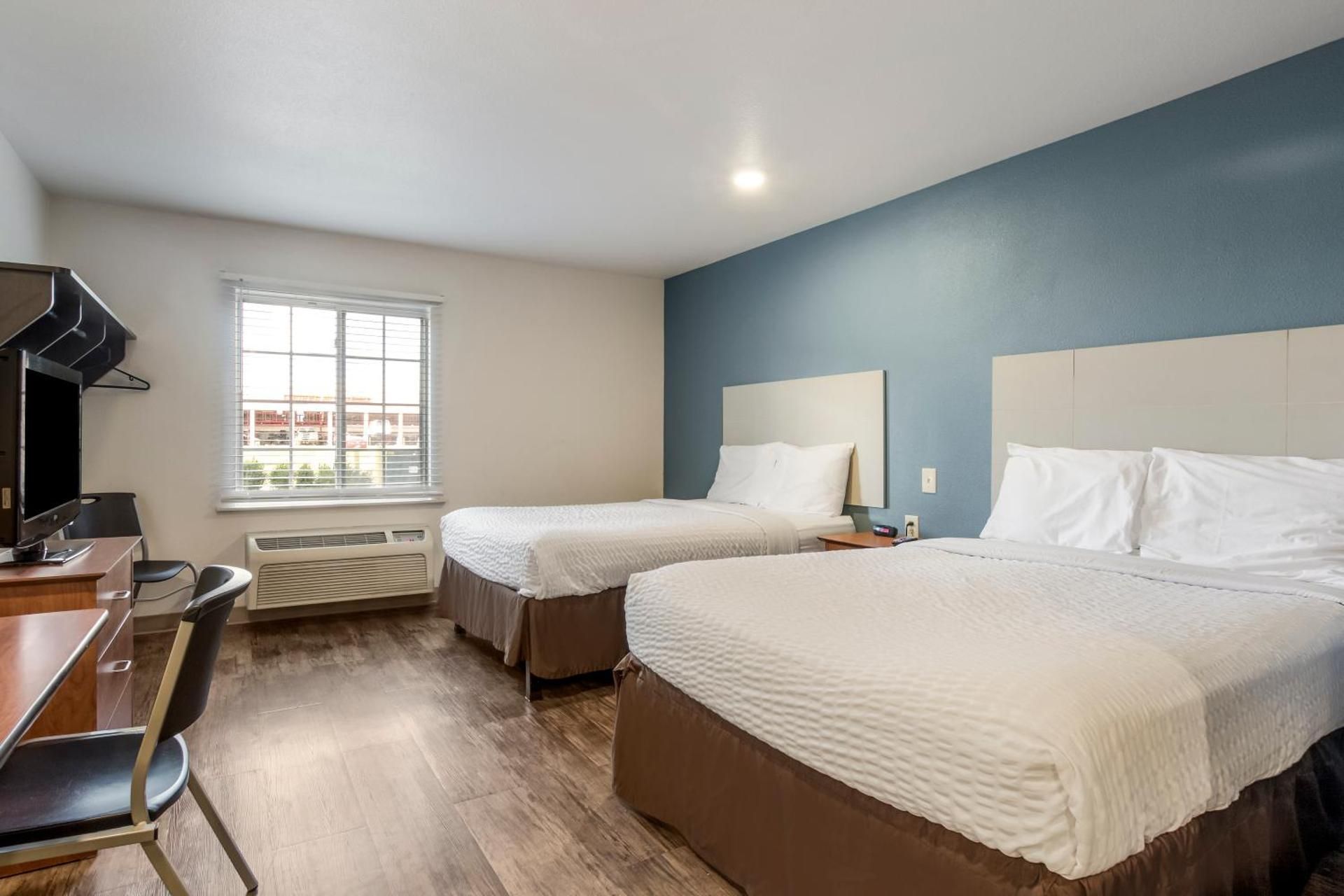 Double Room with Two Double Beds - Non-Smoking