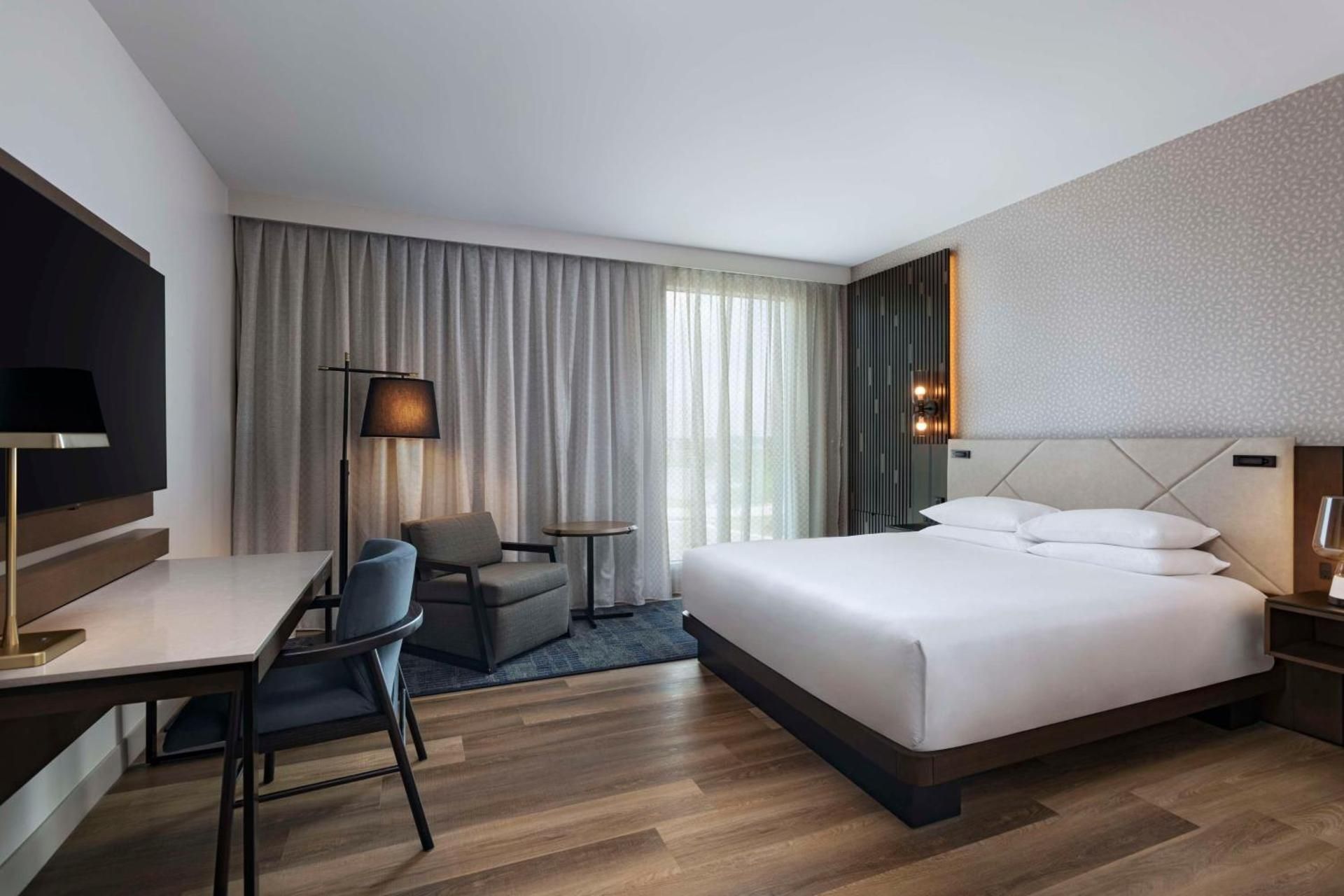 One King Bed Water View