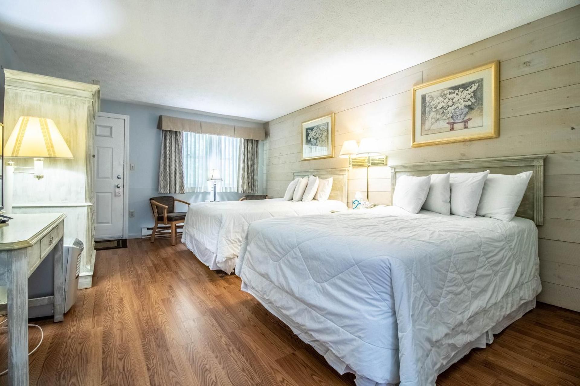 Queen Room