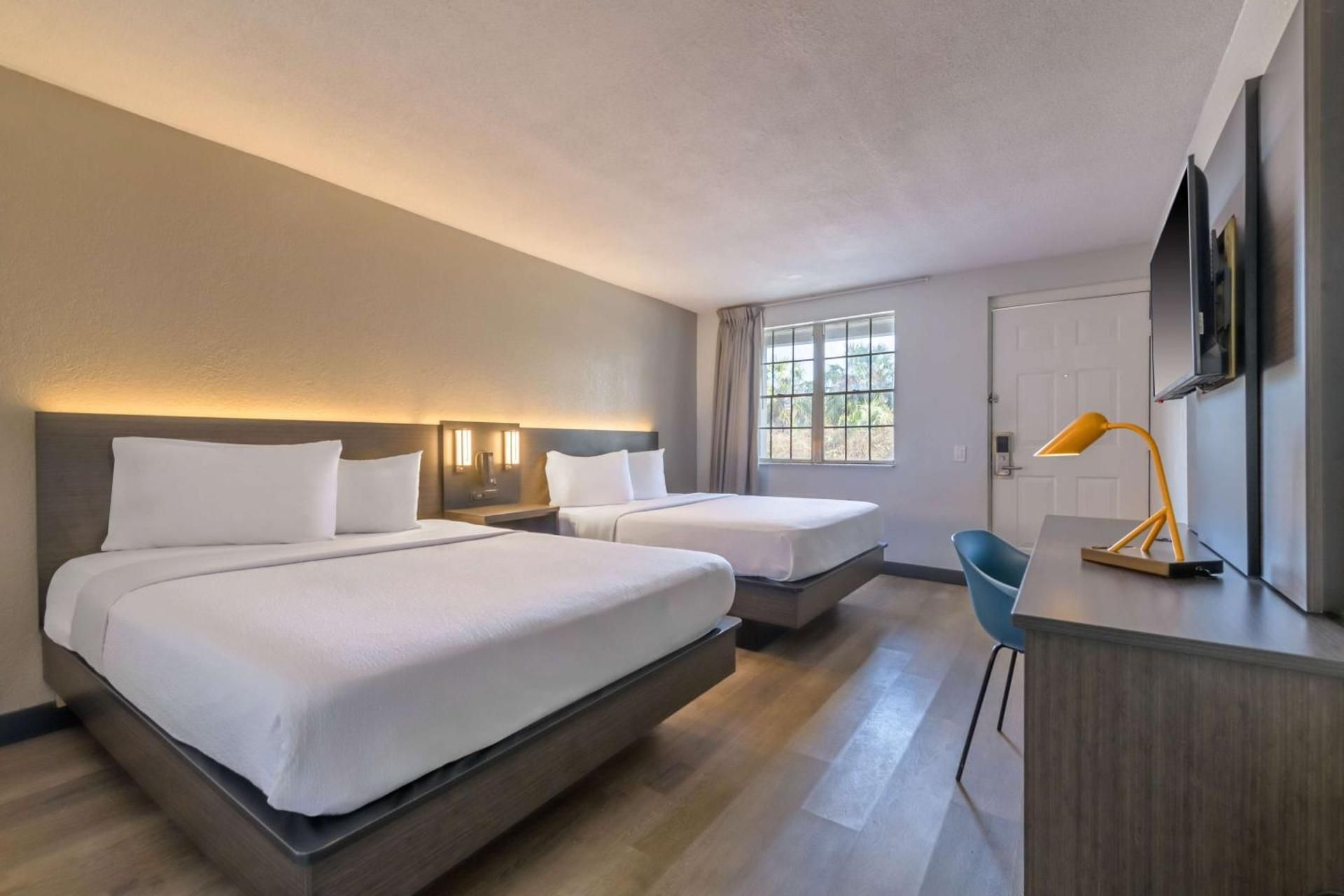 Queen Room with Two Queen Beds - Disability Access - Roll In Shower